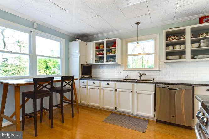 HYBLA VALLEY FARMS - Residential