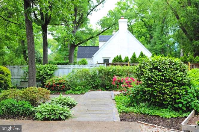 HYBLA VALLEY FARMS - Residential