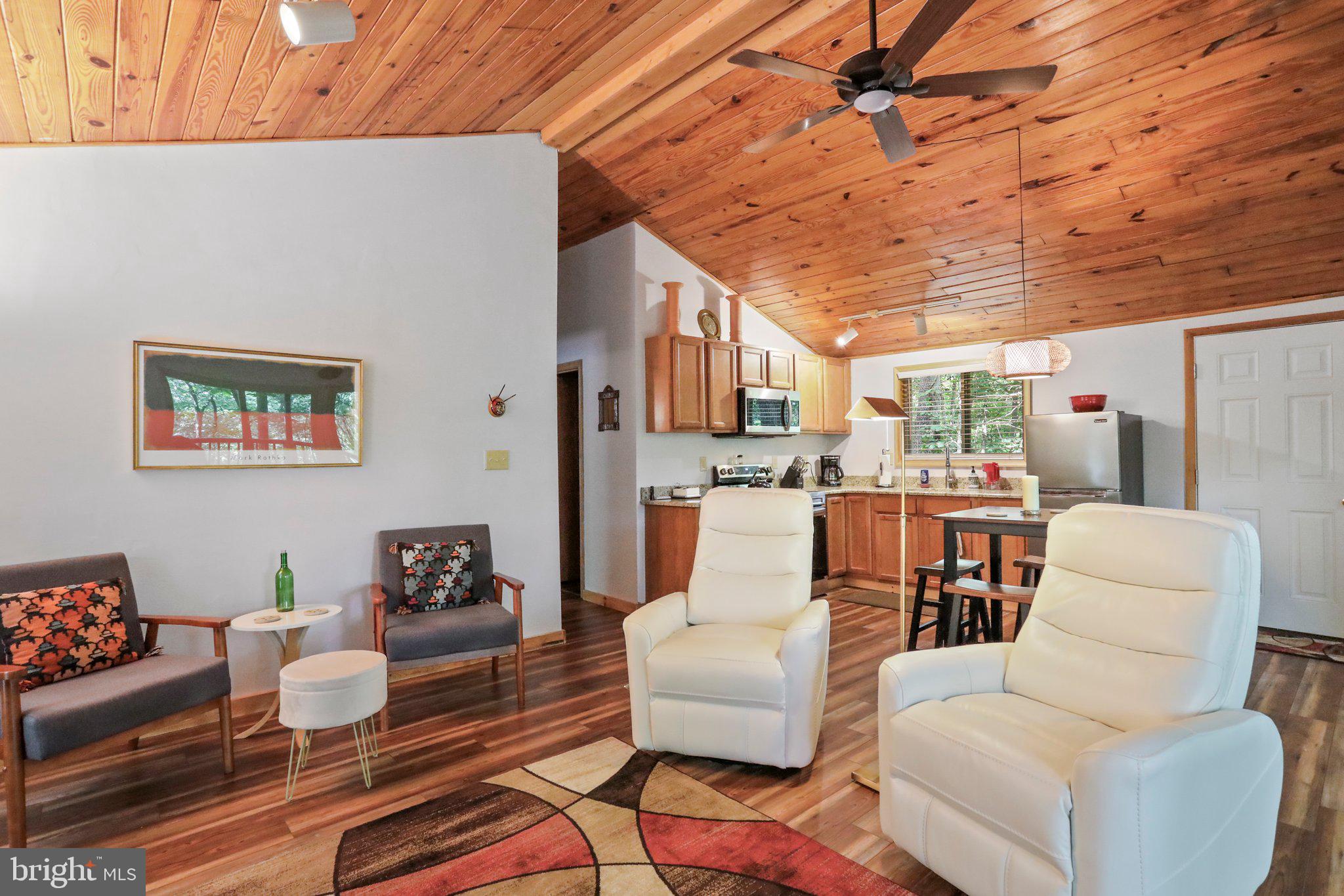 THE WOODS - Residential