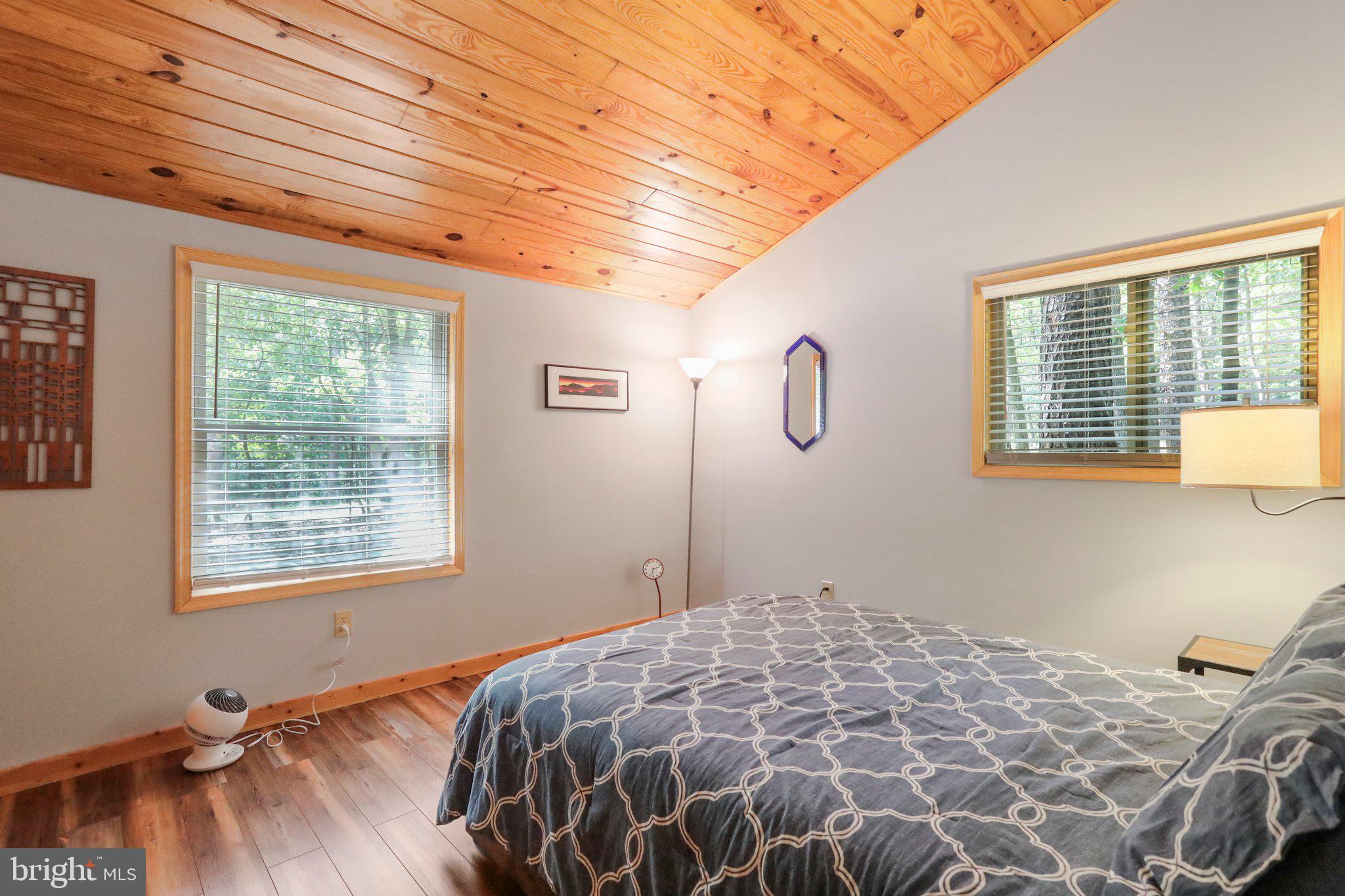 THE WOODS - Residential