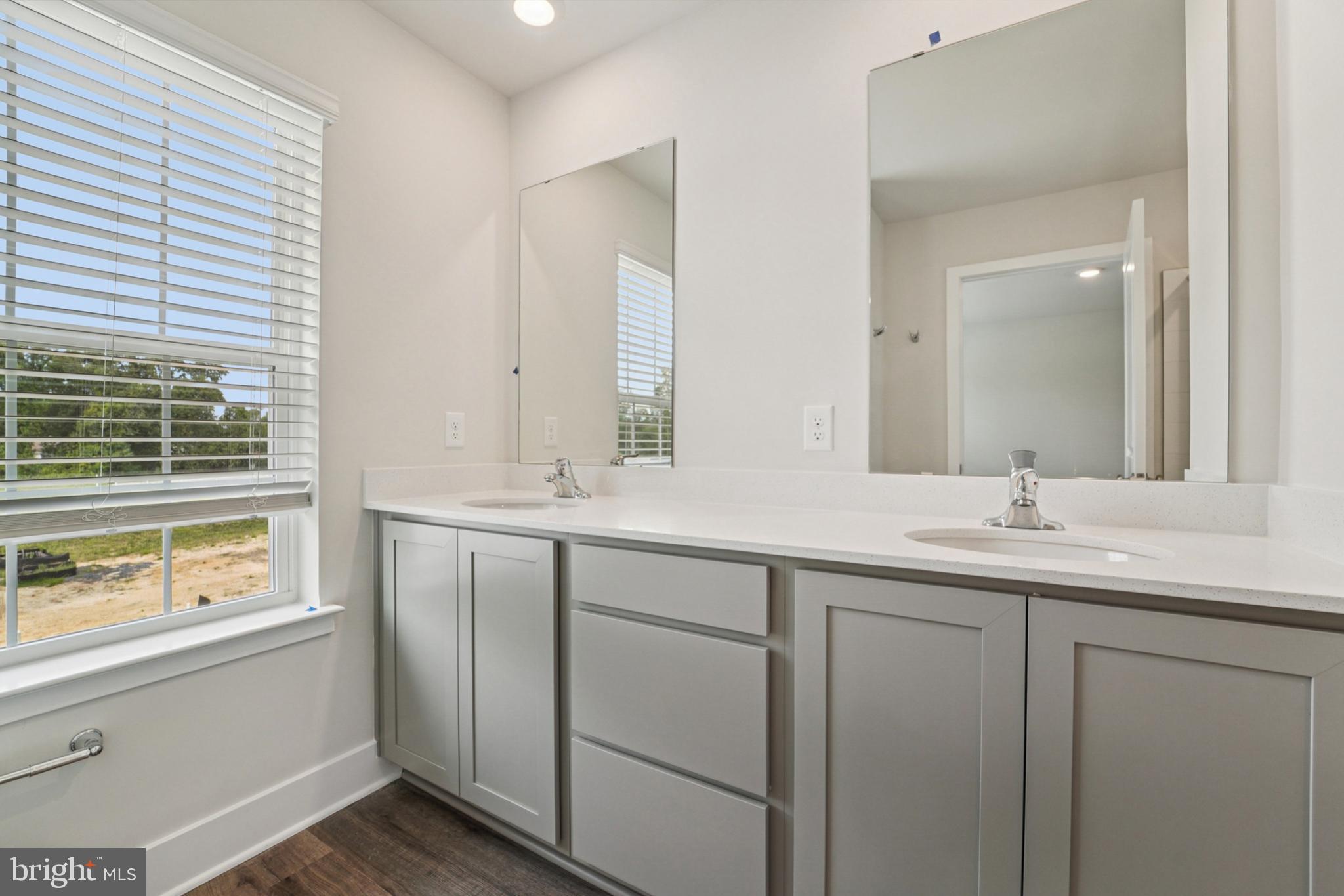 WATERMARK AT WESTPHALIA TOWN CENTER - Residential