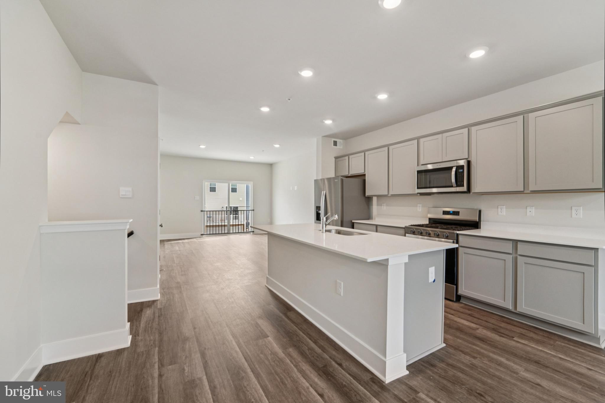 WATERMARK AT WESTPHALIA TOWN CENTER - Residential