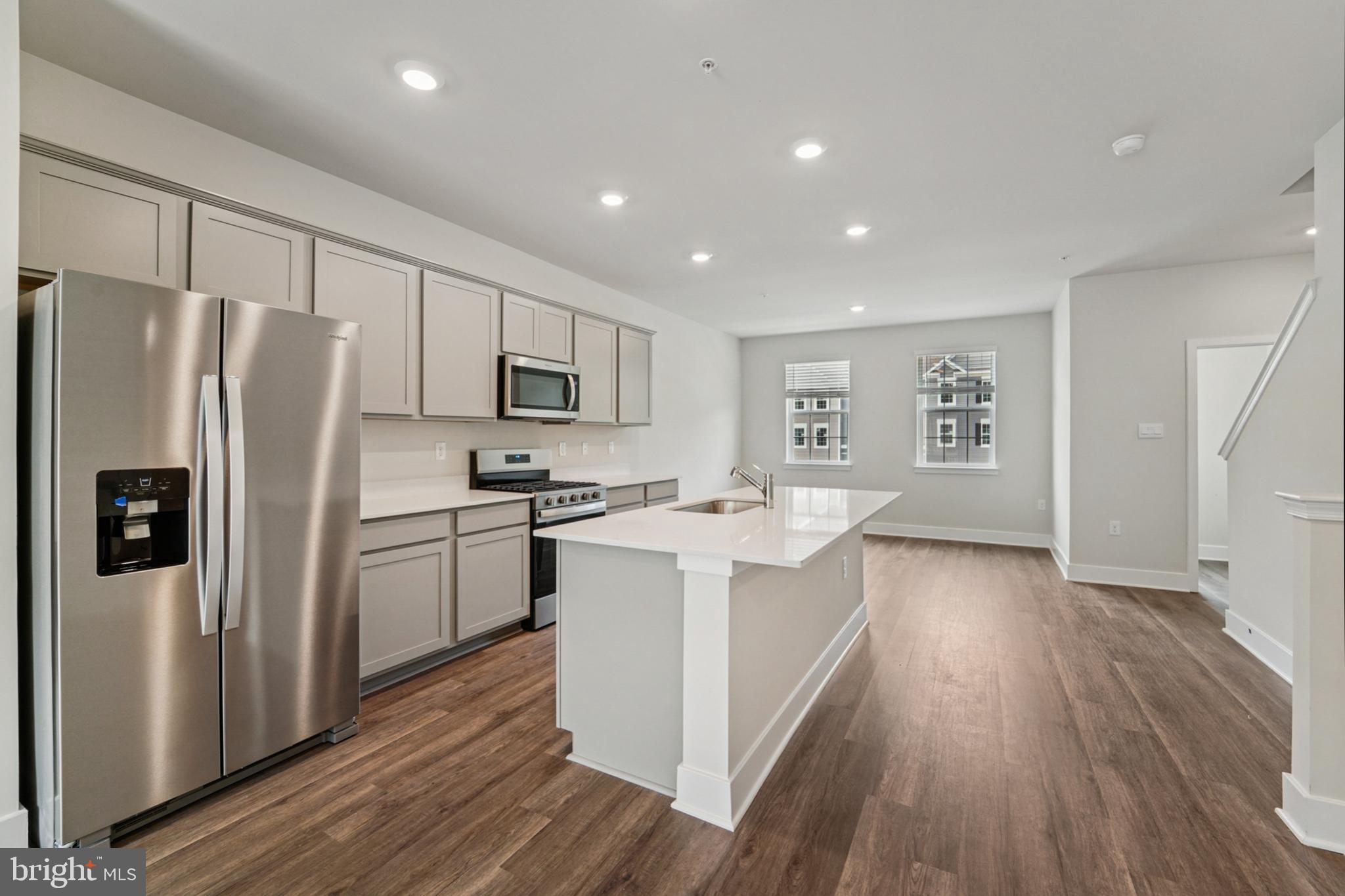 WATERMARK AT WESTPHALIA TOWN CENTER - Residential