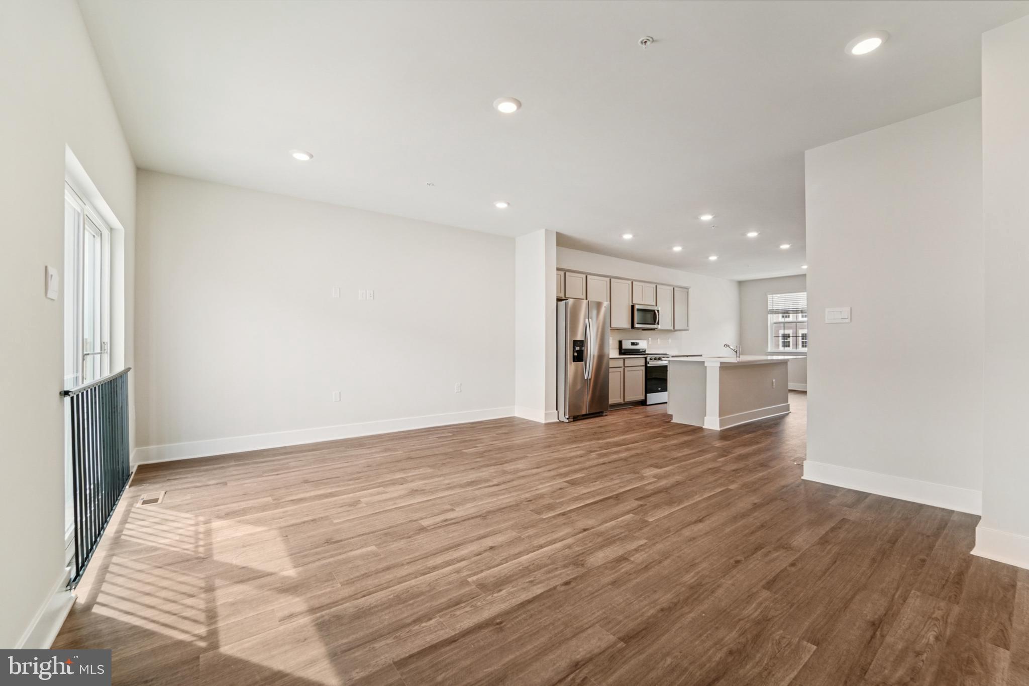 WATERMARK AT WESTPHALIA TOWN CENTER - Residential