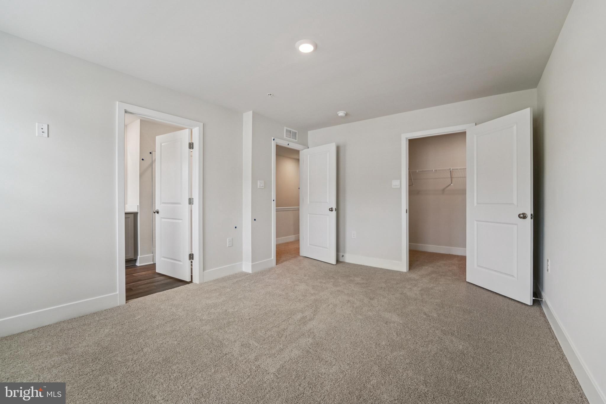 WATERMARK AT WESTPHALIA TOWN CENTER - Residential