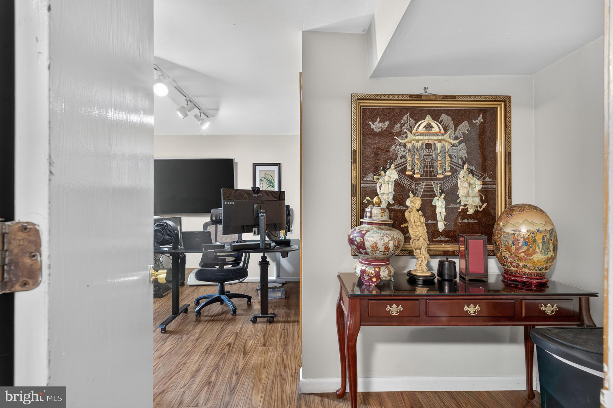 5406 DORAL DRIVE