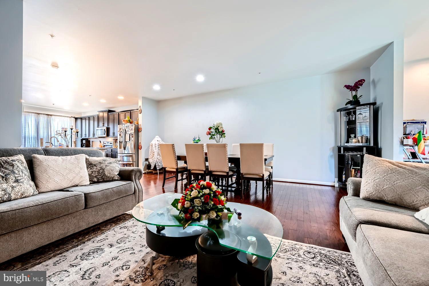 NORTH SHORE FOREST - Residential