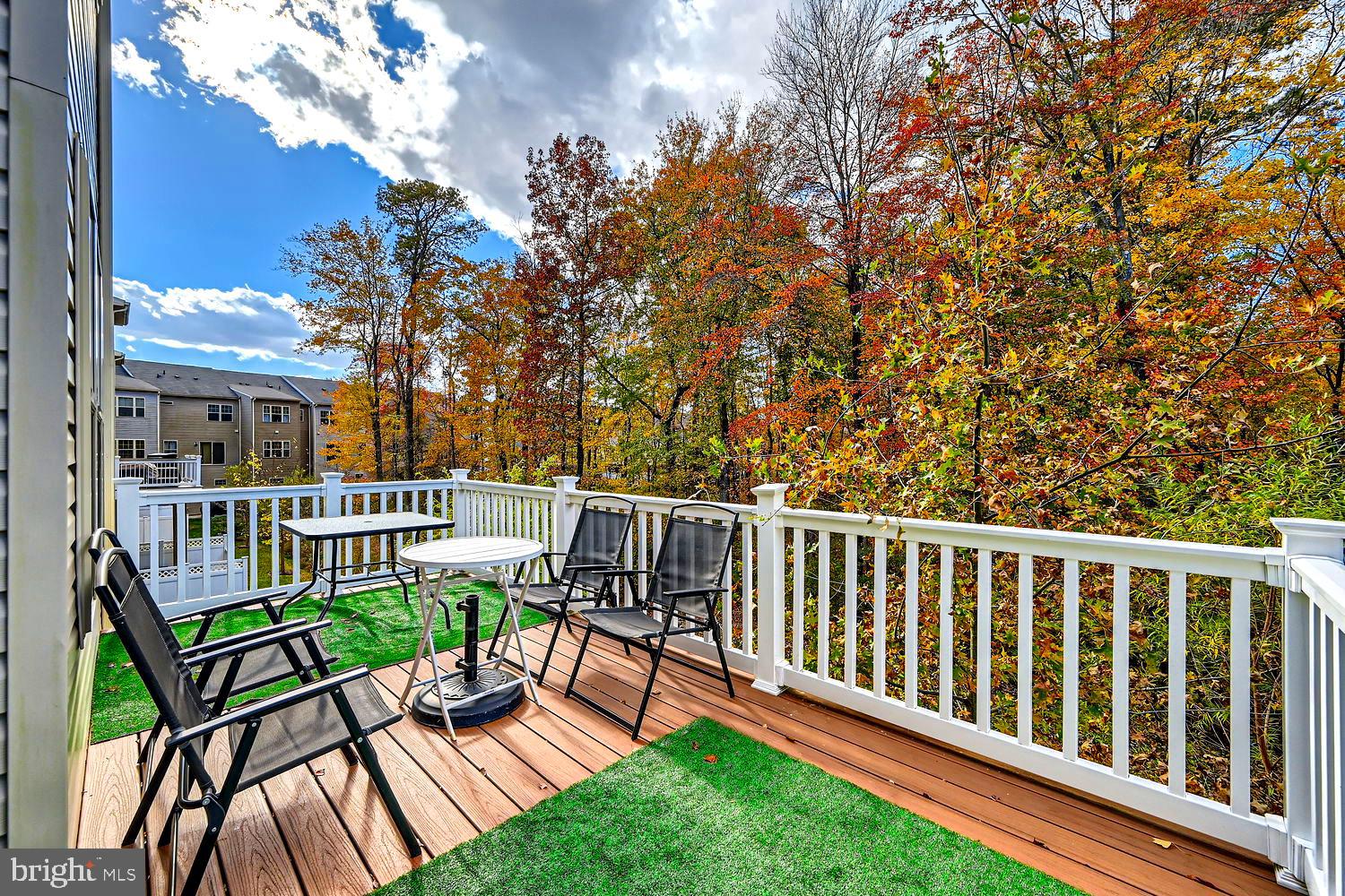 NORTH SHORE FOREST - Residential