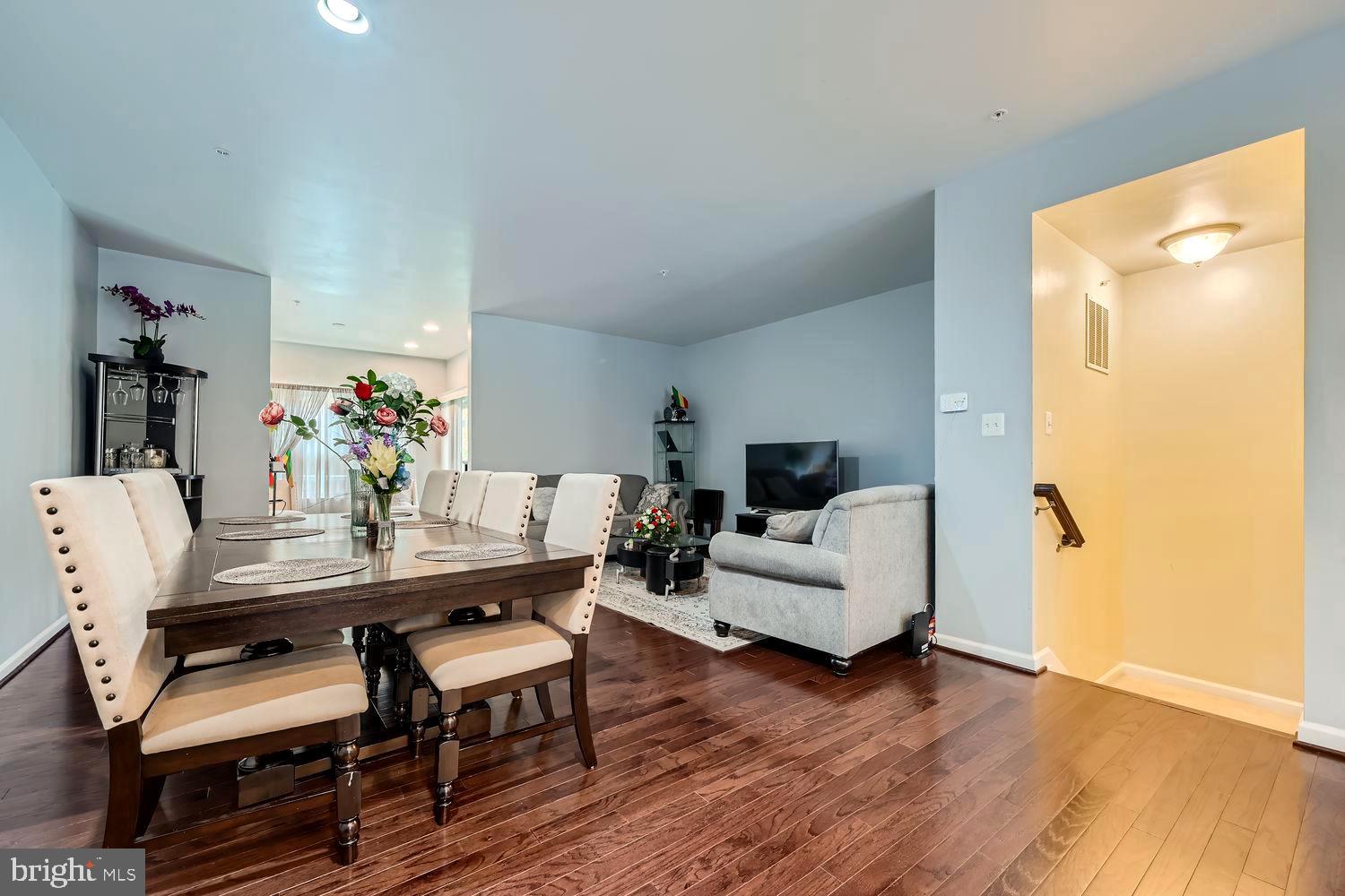 NORTH SHORE FOREST - Residential