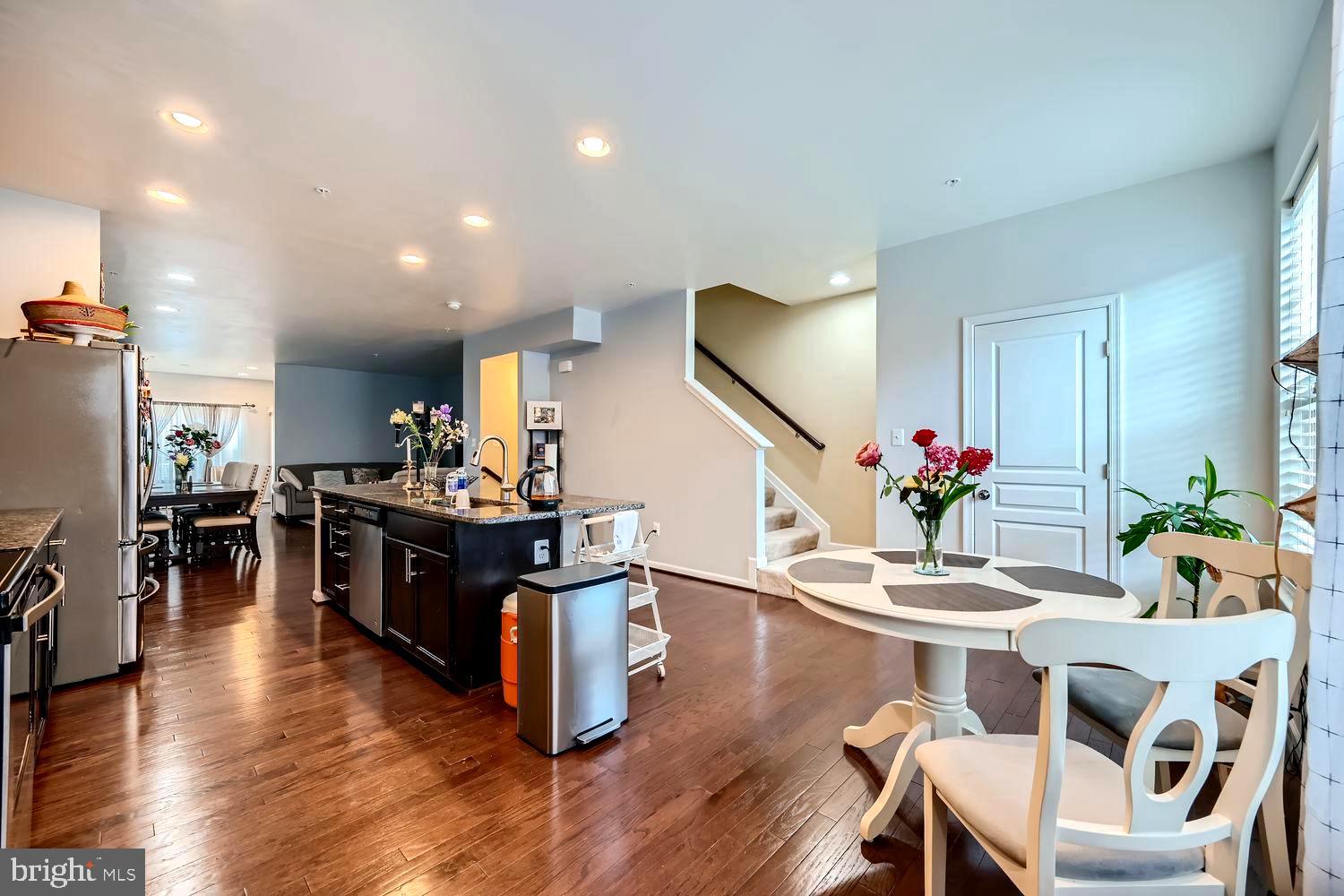 NORTH SHORE FOREST - Residential