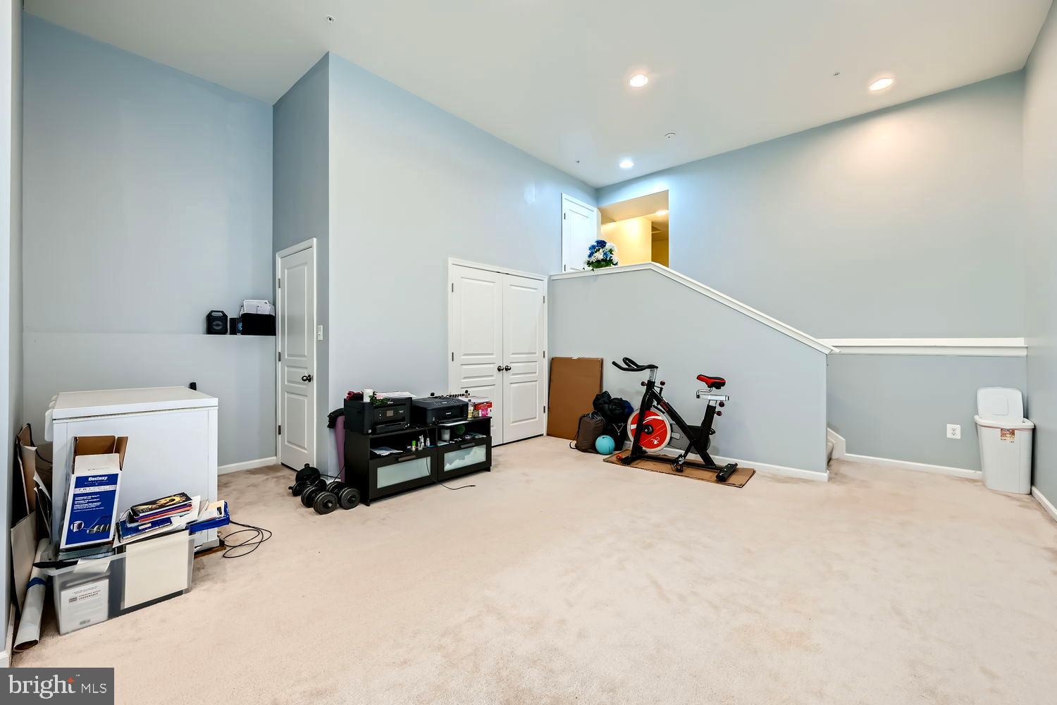 NORTH SHORE FOREST - Residential