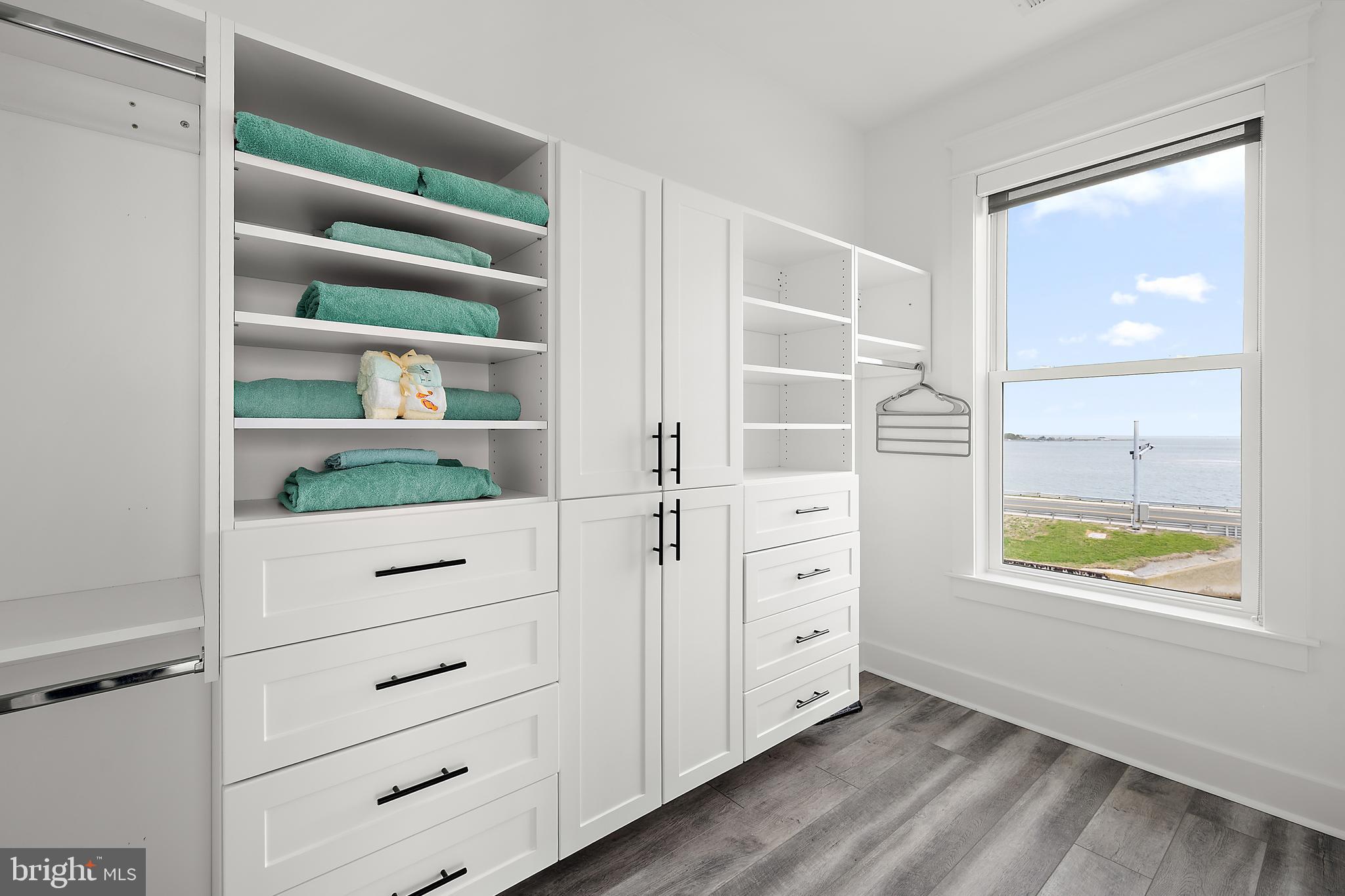 ESTATES AT INLET ISLE - Residential