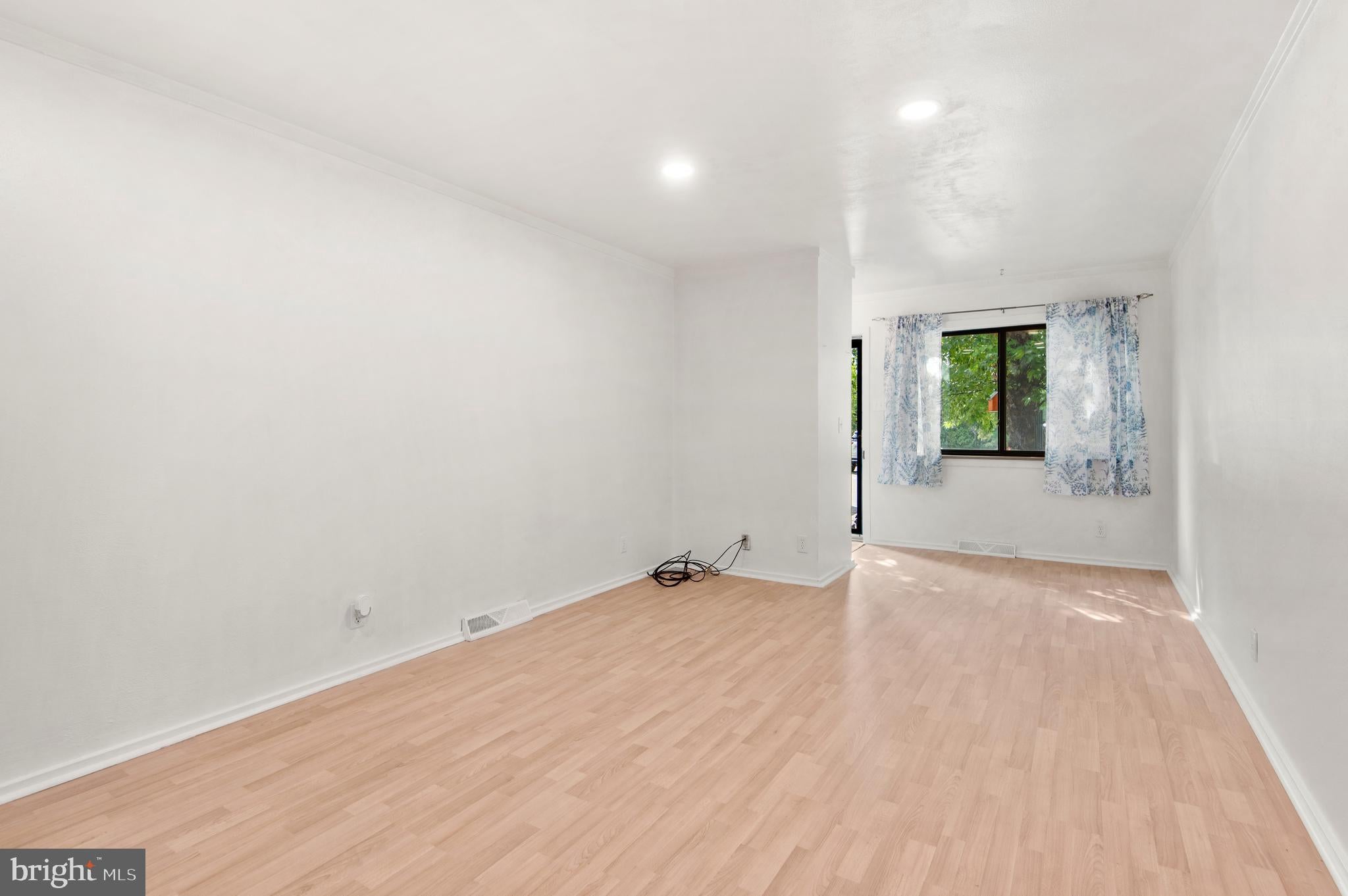 508 SUMMIT HOUSE 508