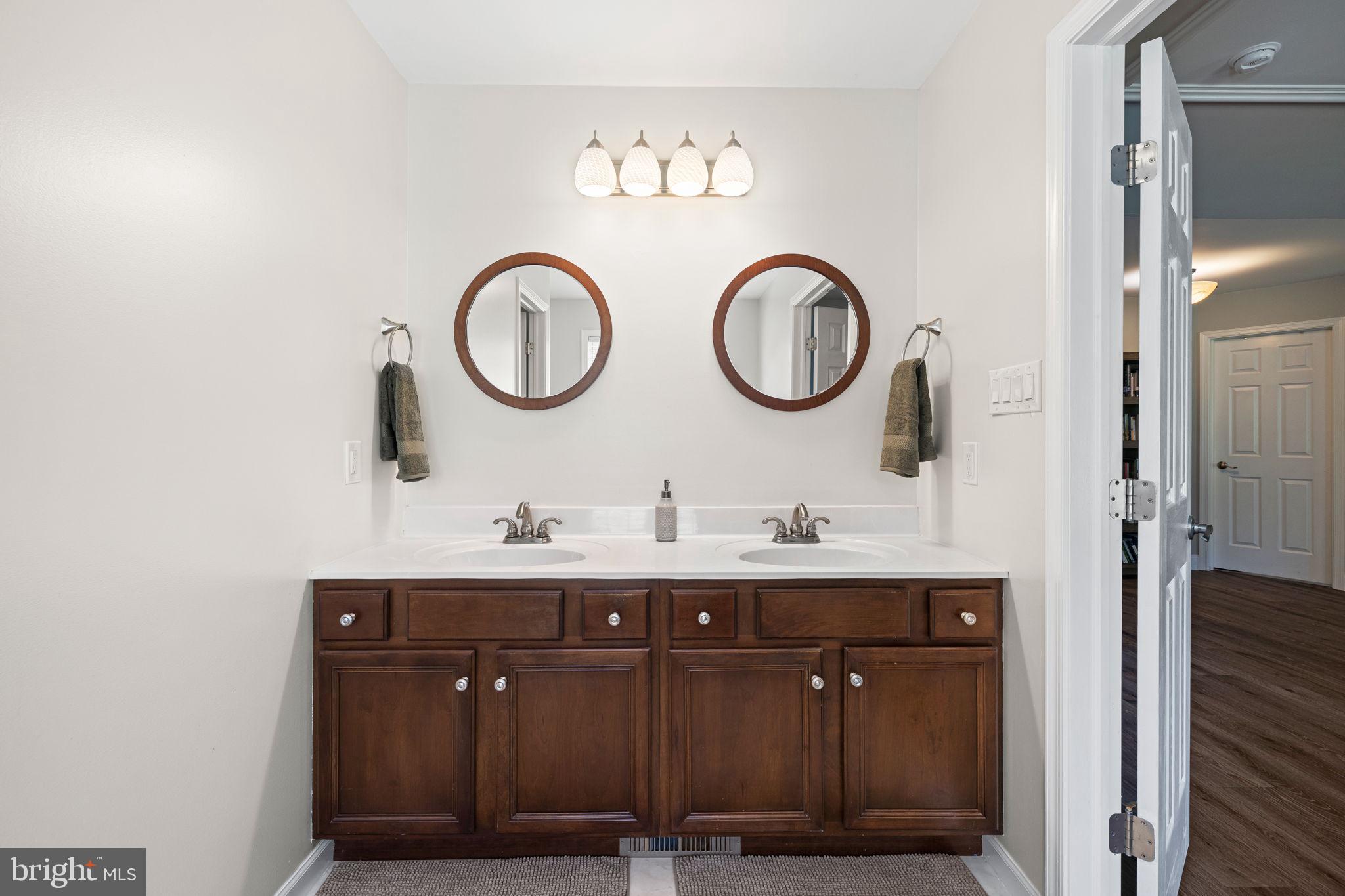 MAPLE LEAF ACRES - Residential