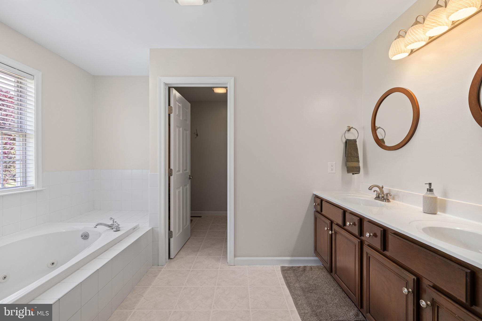 MAPLE LEAF ACRES - Residential