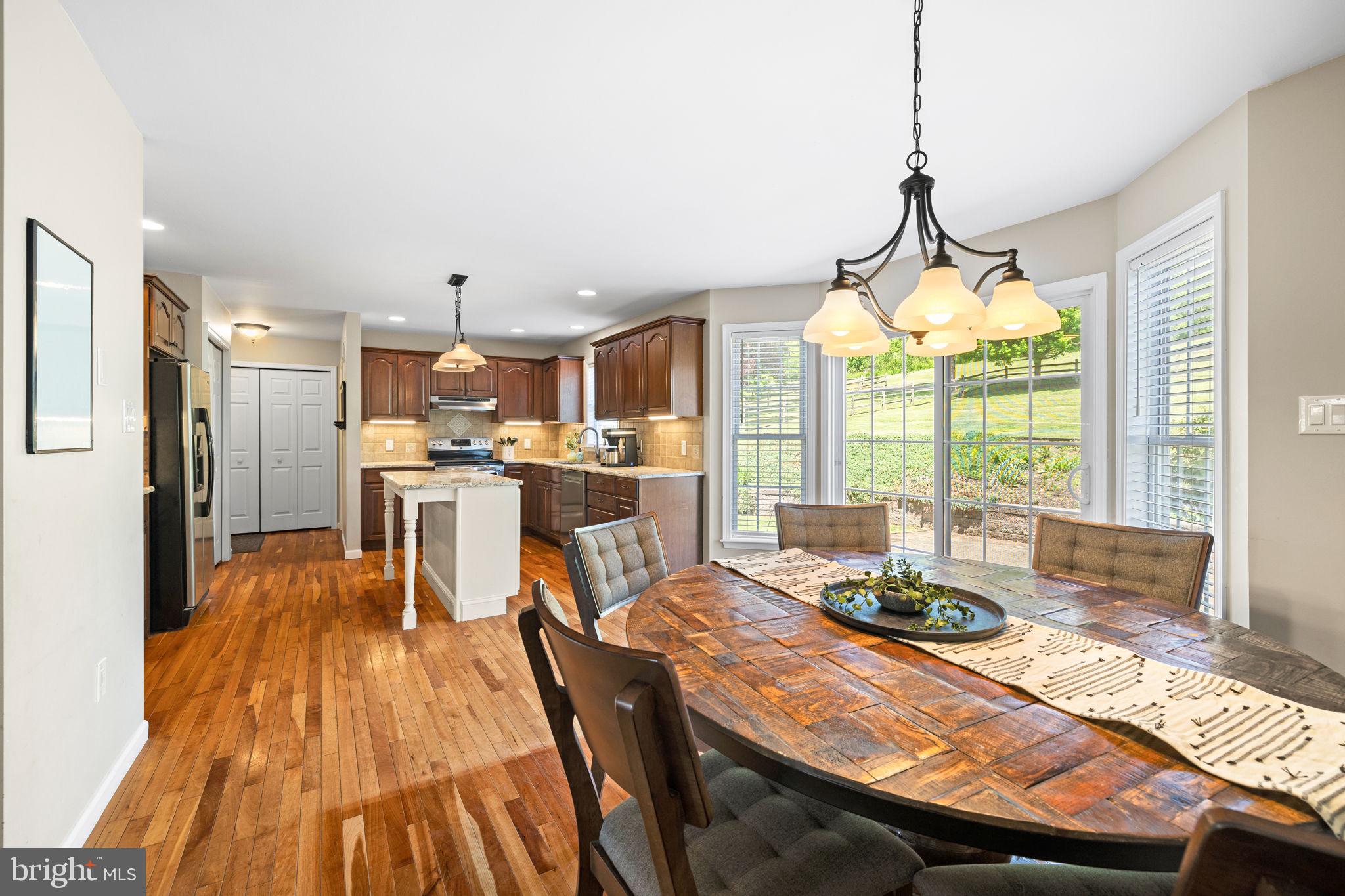 MAPLE LEAF ACRES - Residential