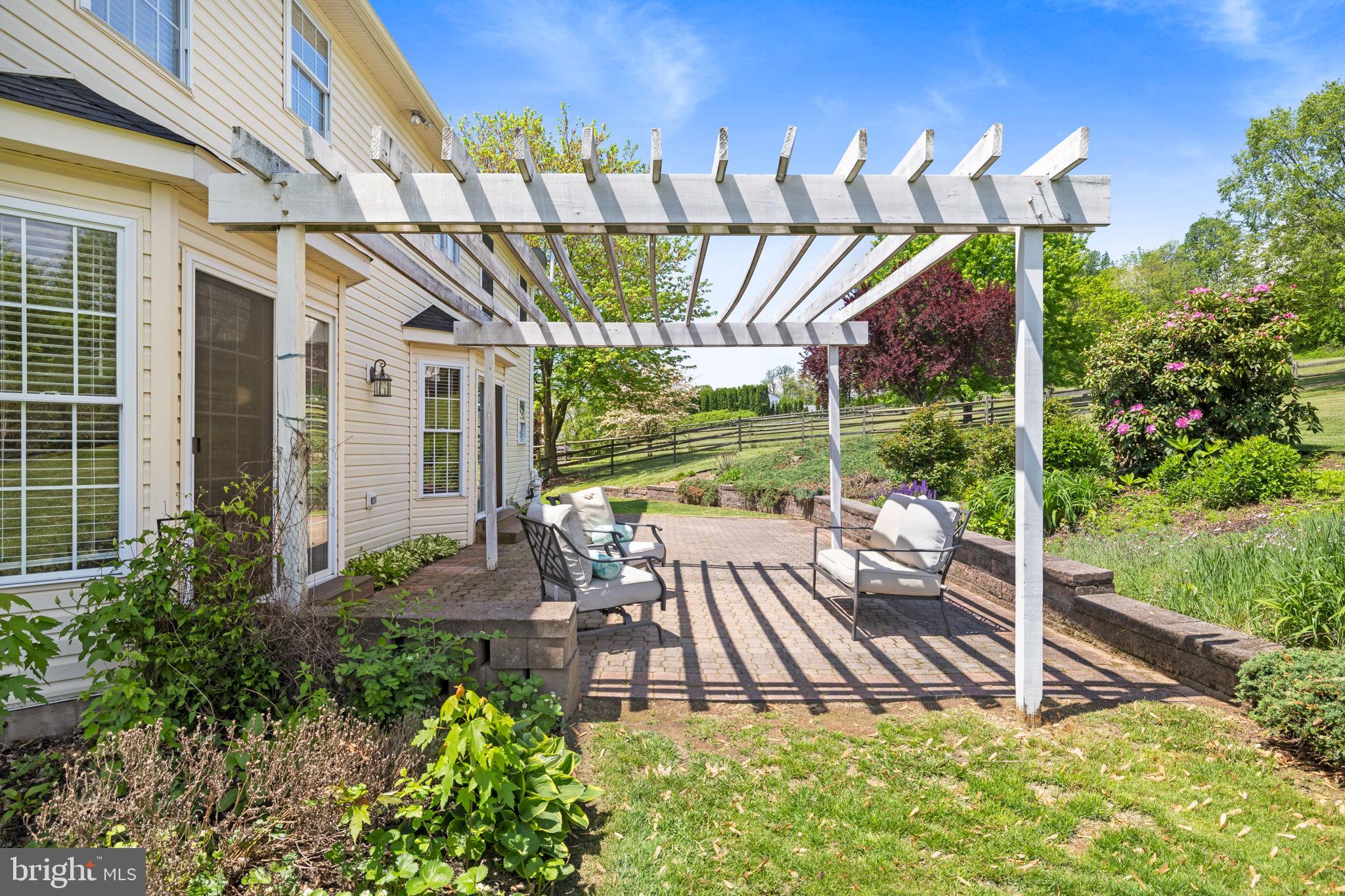 MAPLE LEAF ACRES - Residential