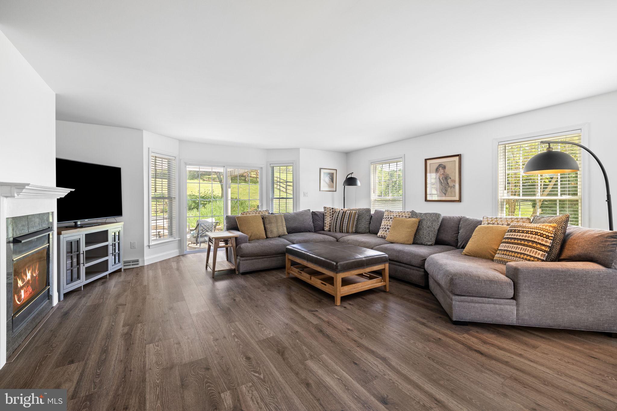 MAPLE LEAF ACRES - Residential