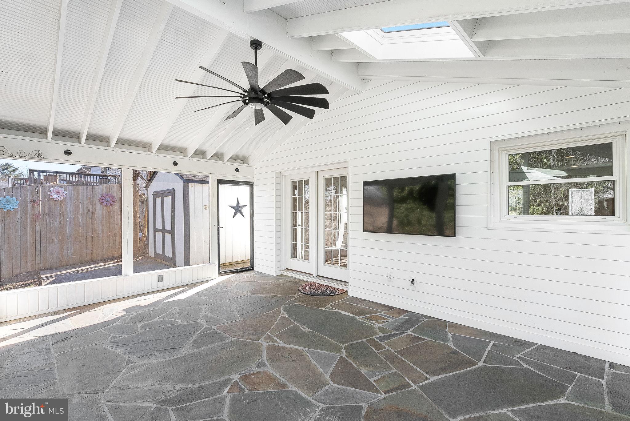 STERLING  PARK - Residential