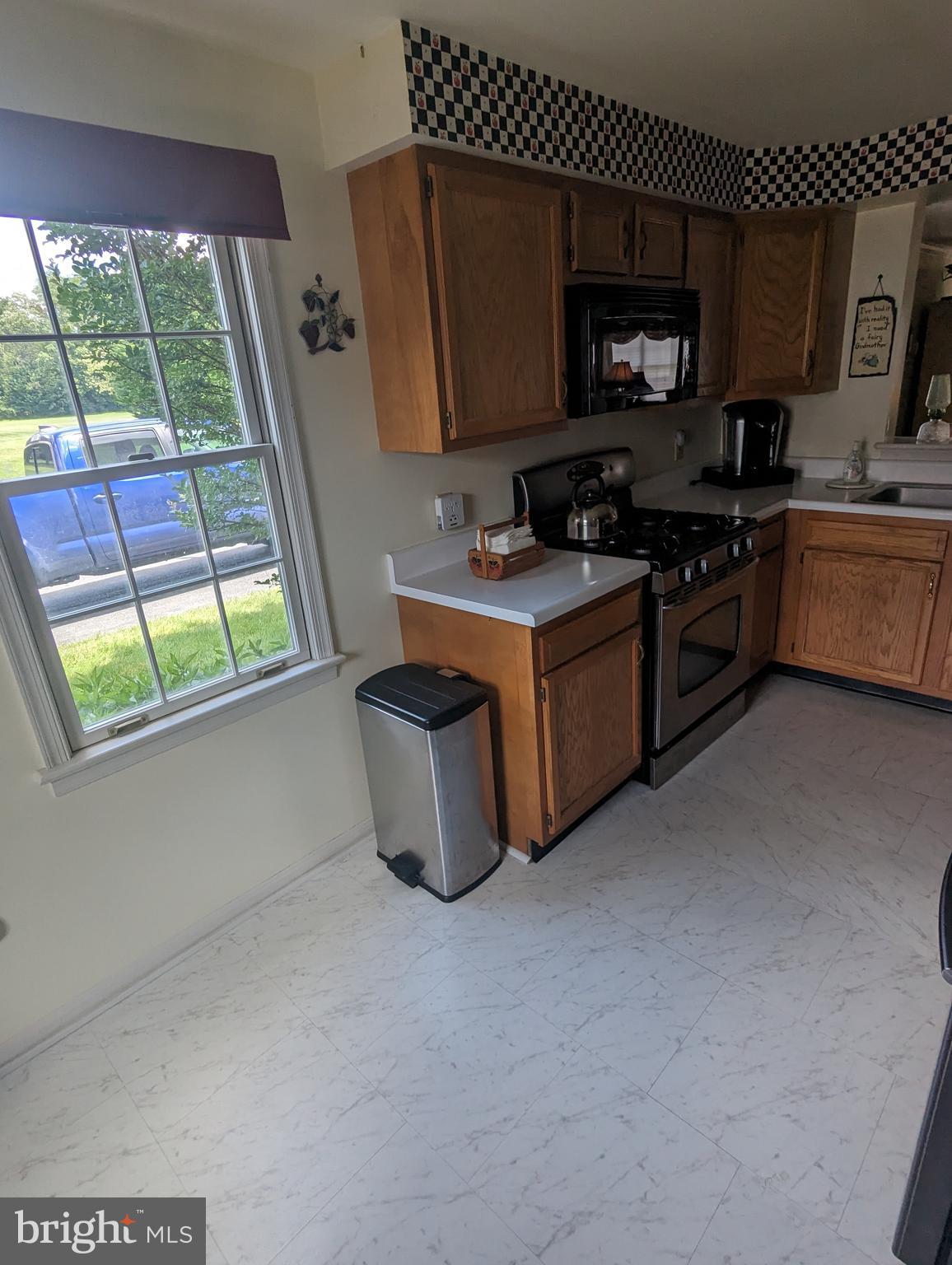 SPRINGETTS VILLAGE CONDOS - Residential