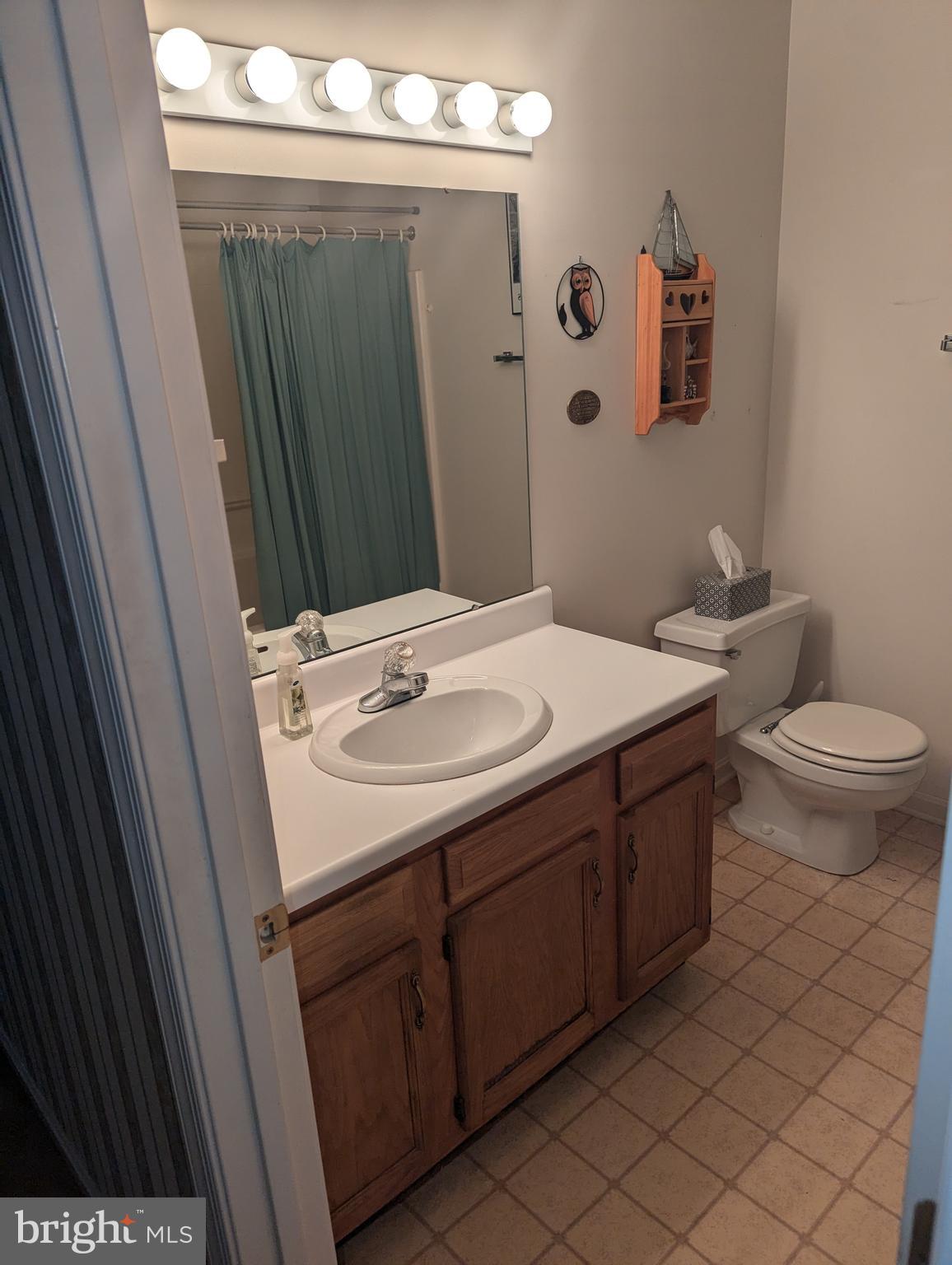 SPRINGETTS VILLAGE CONDOS - Residential