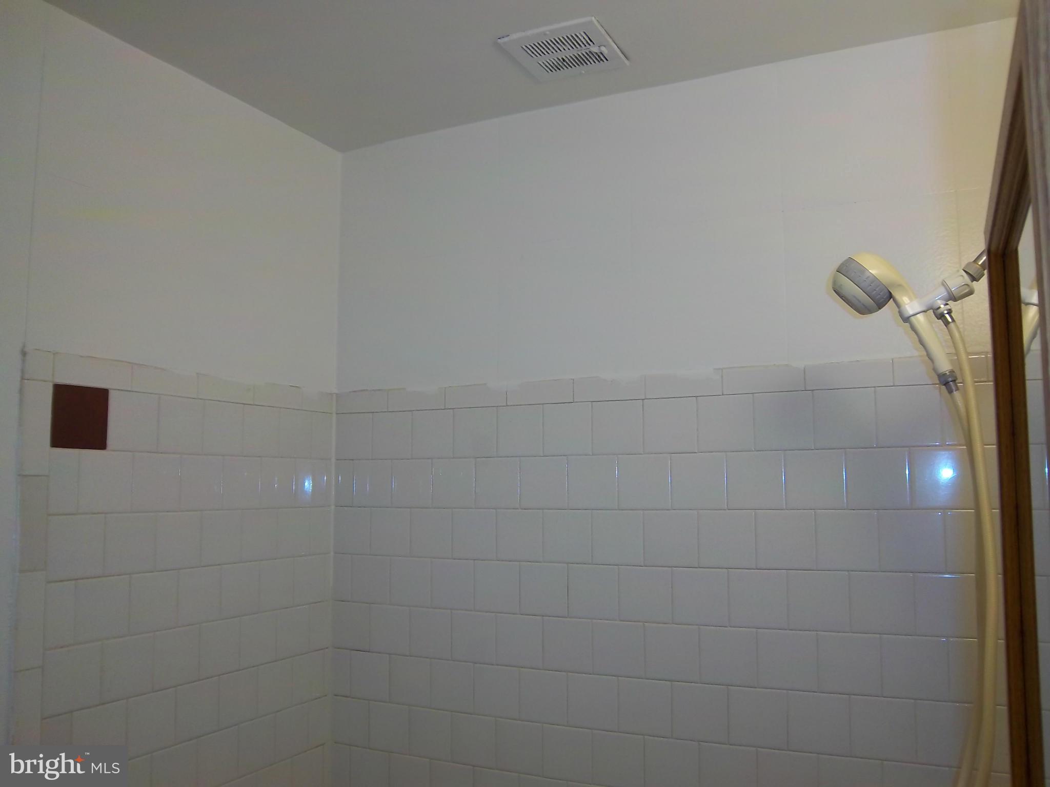 WILSON BRIDGE - Residential Lease