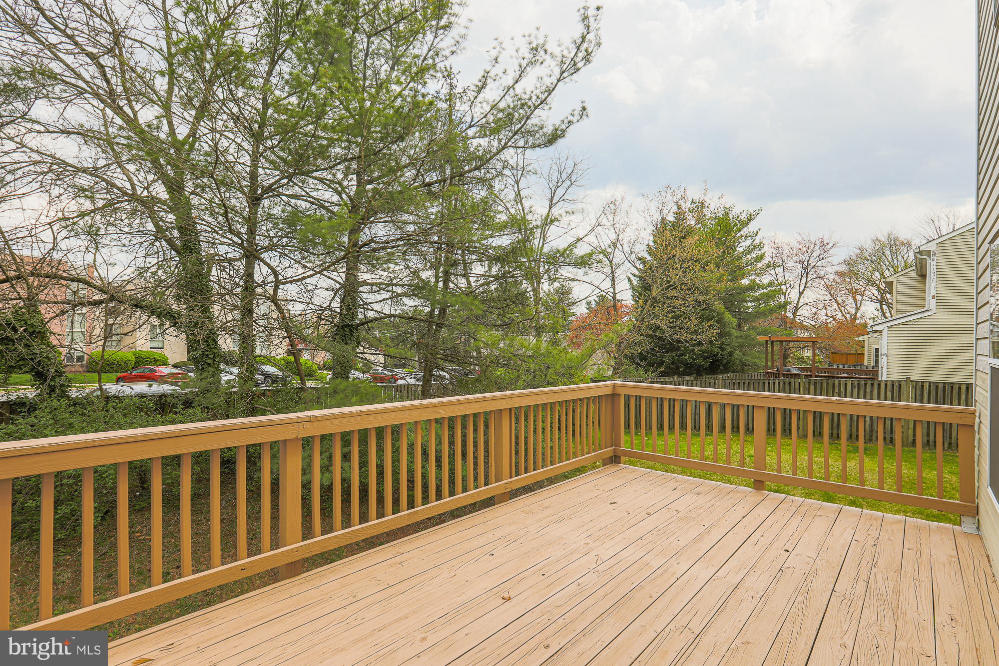 SUMMIT CHASE - Residential