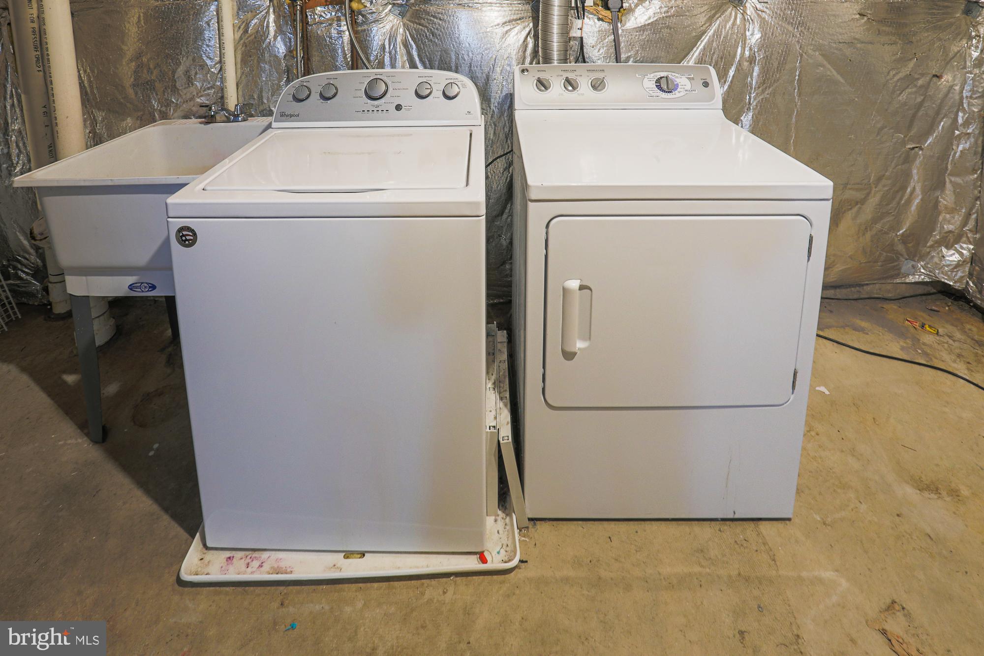 SUMMIT CHASE - Residential