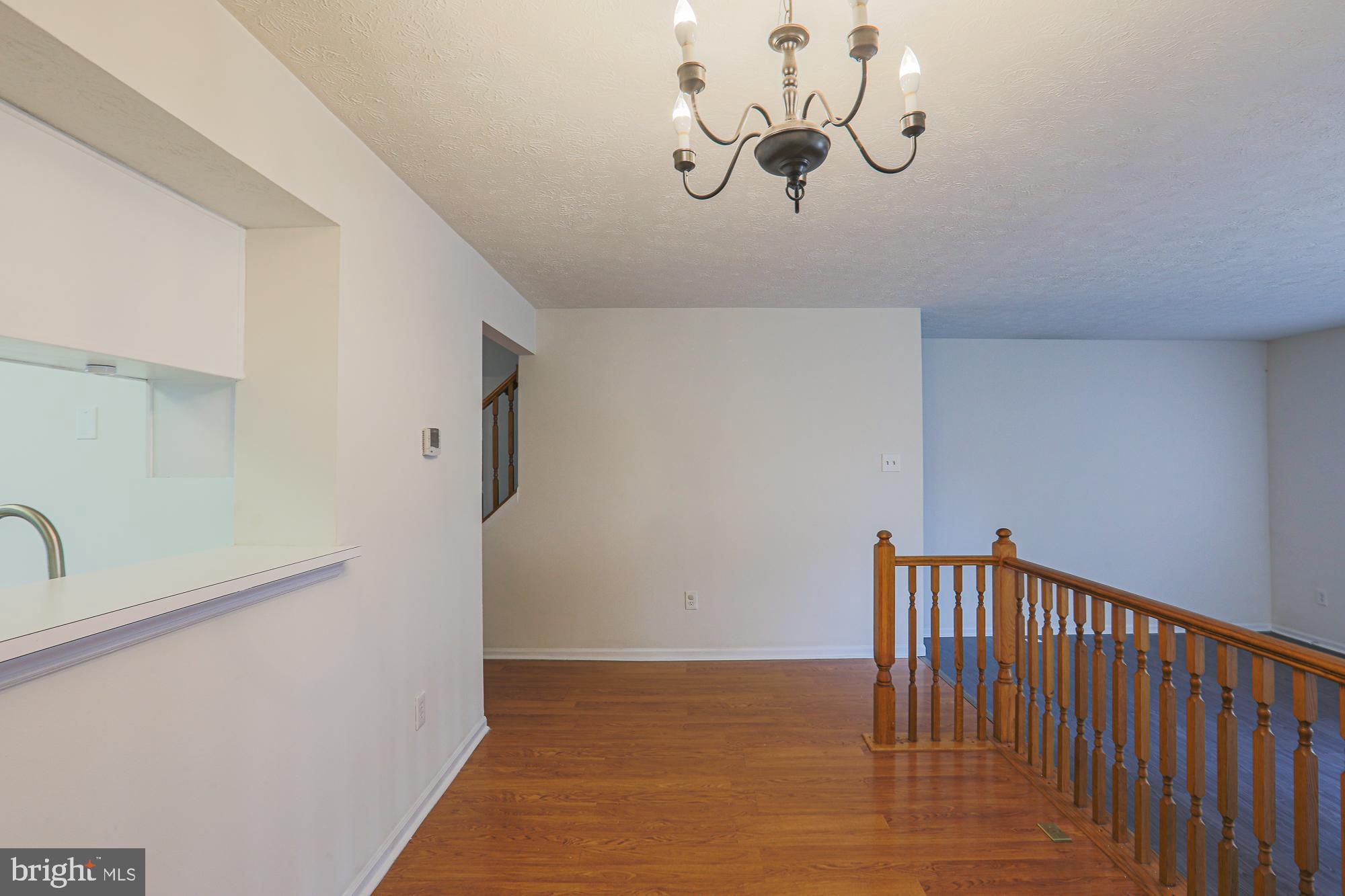 SUMMIT CHASE - Residential