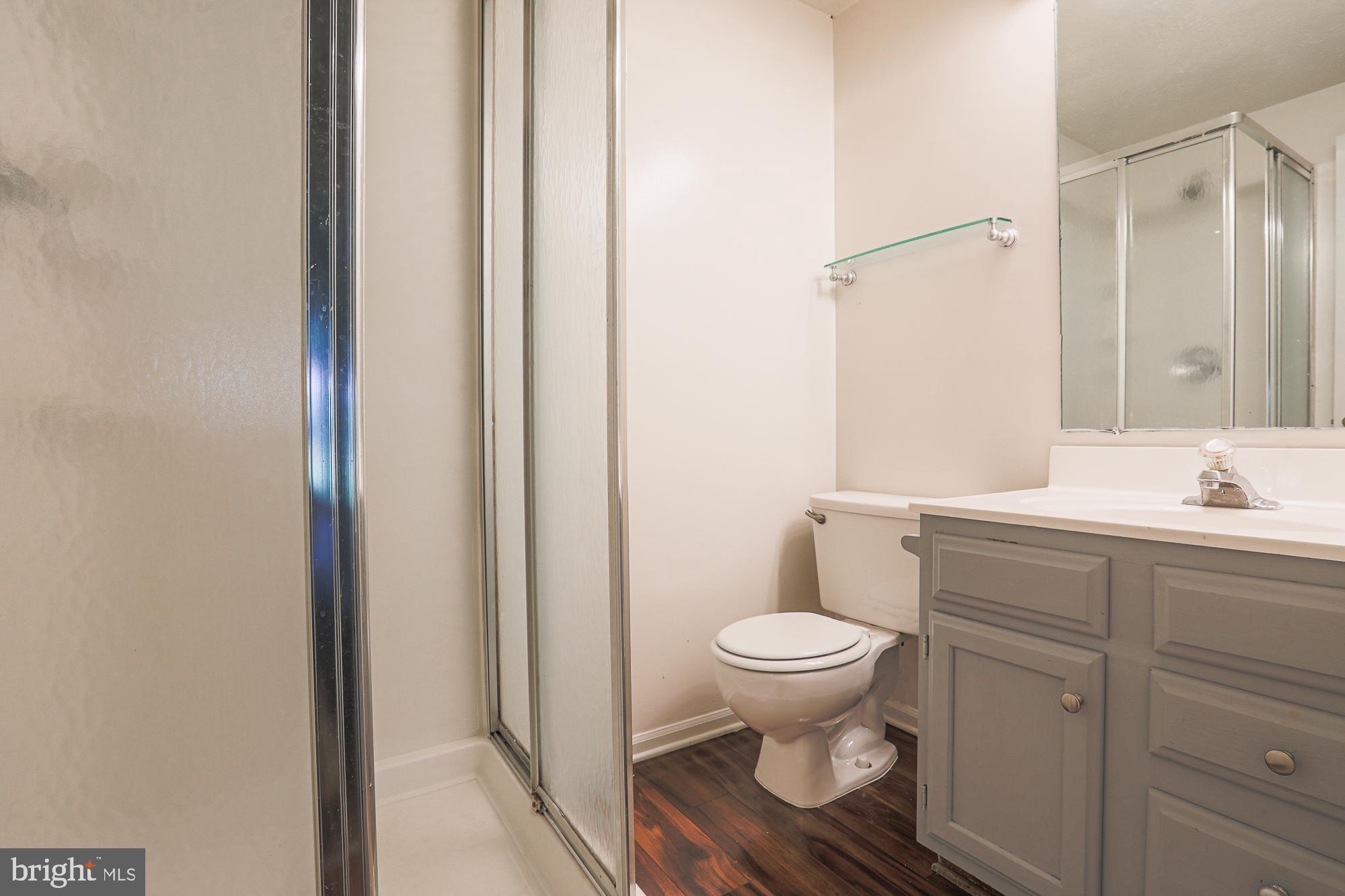 SUMMIT CHASE - Residential