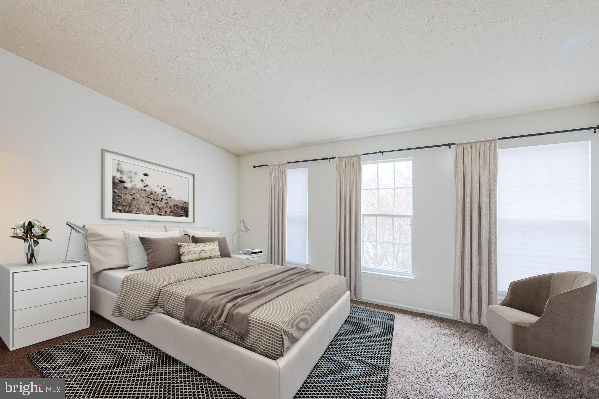 SUMMIT CHASE - Residential