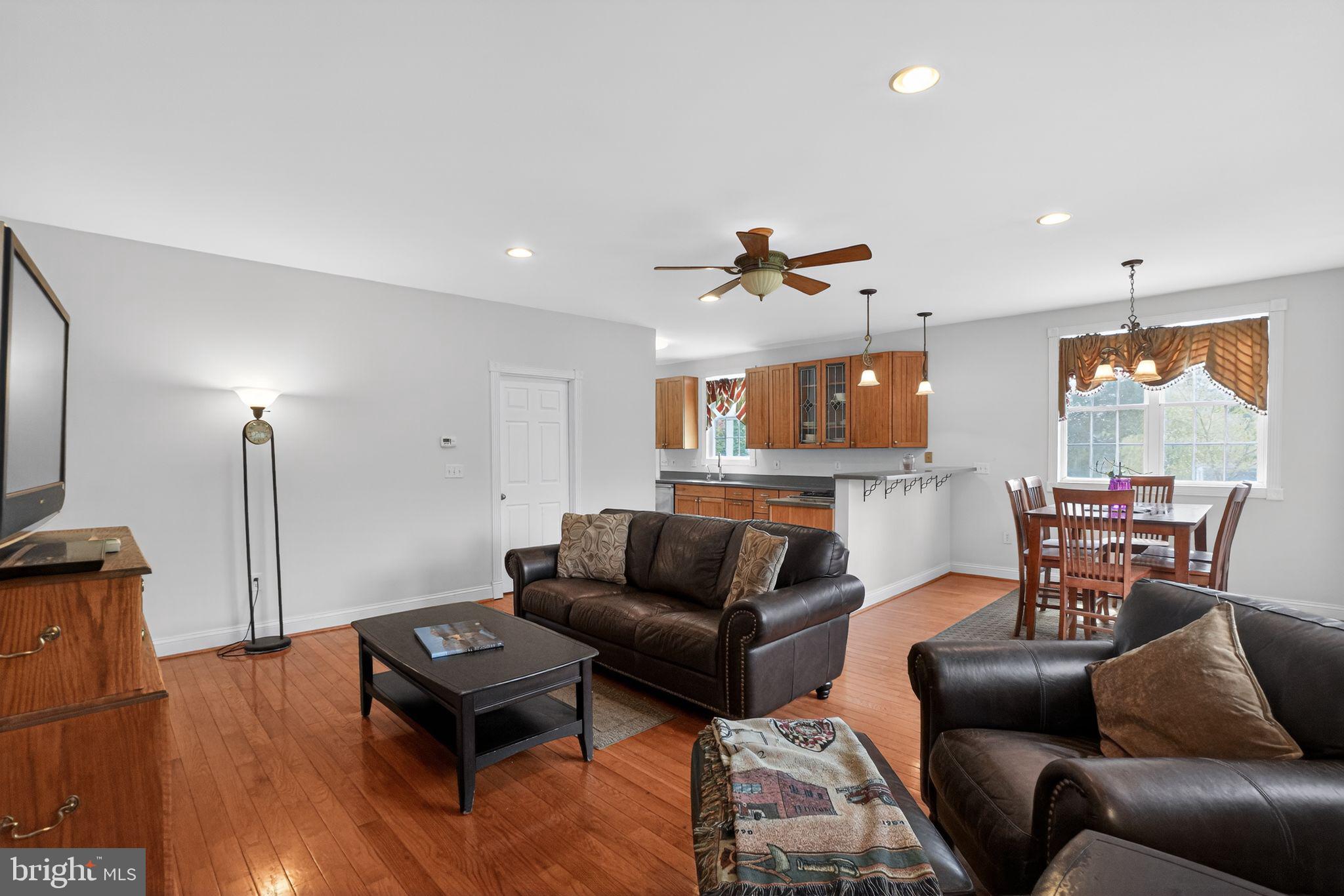 HIGH RIDGE - Residential