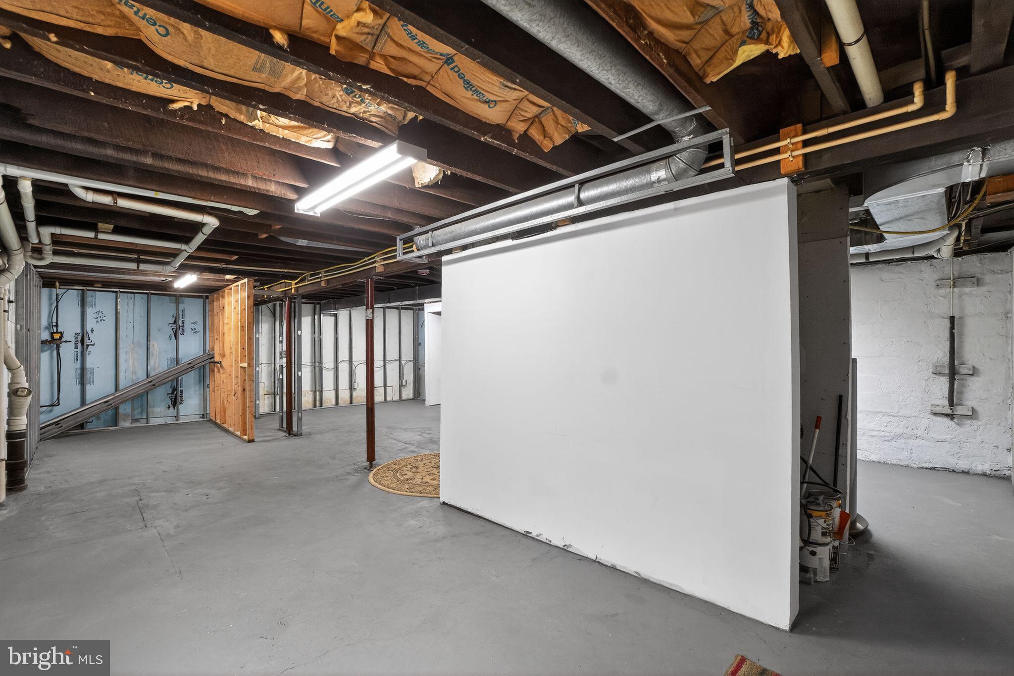 HIGH RIDGE - Residential