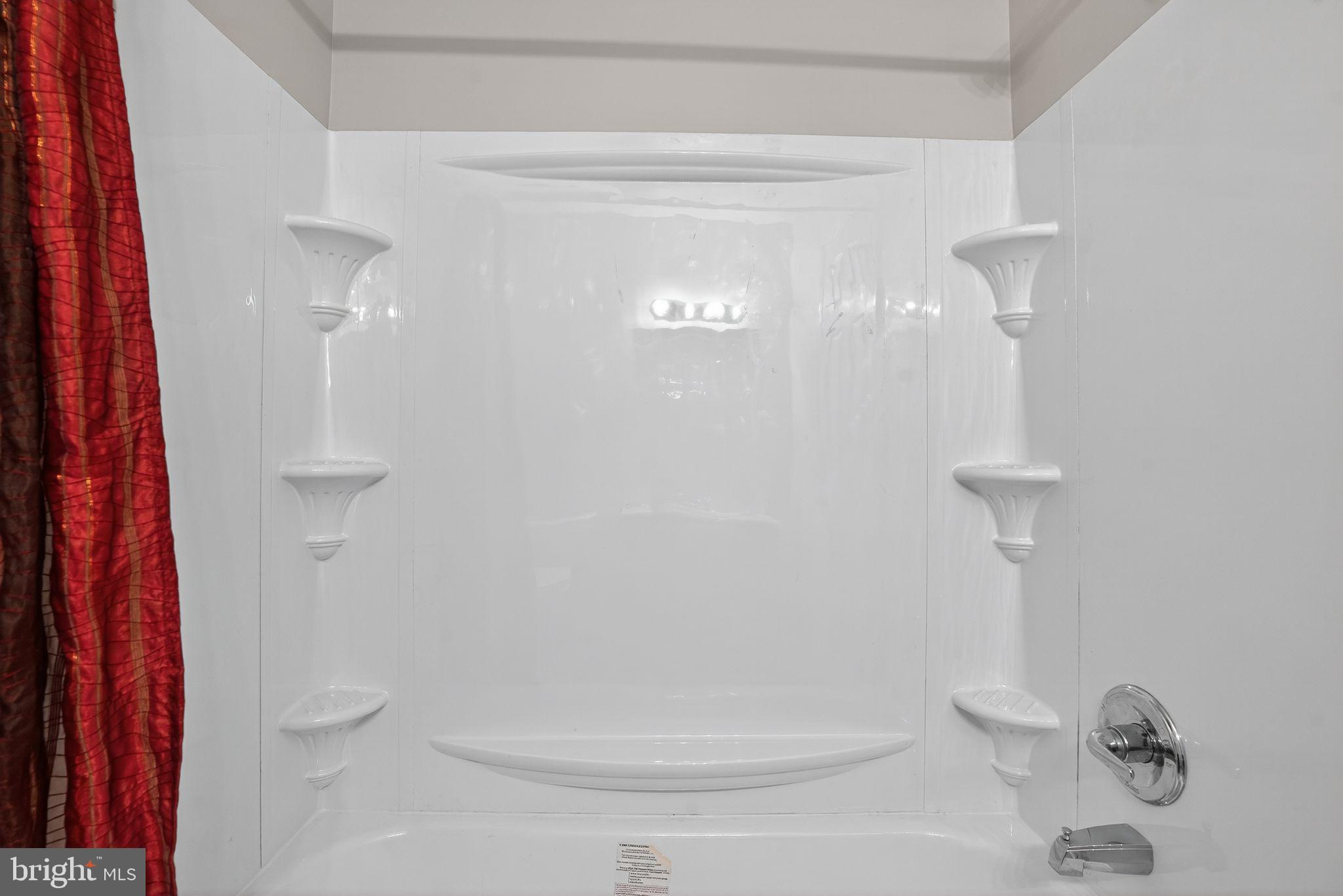 HIGH RIDGE - Residential