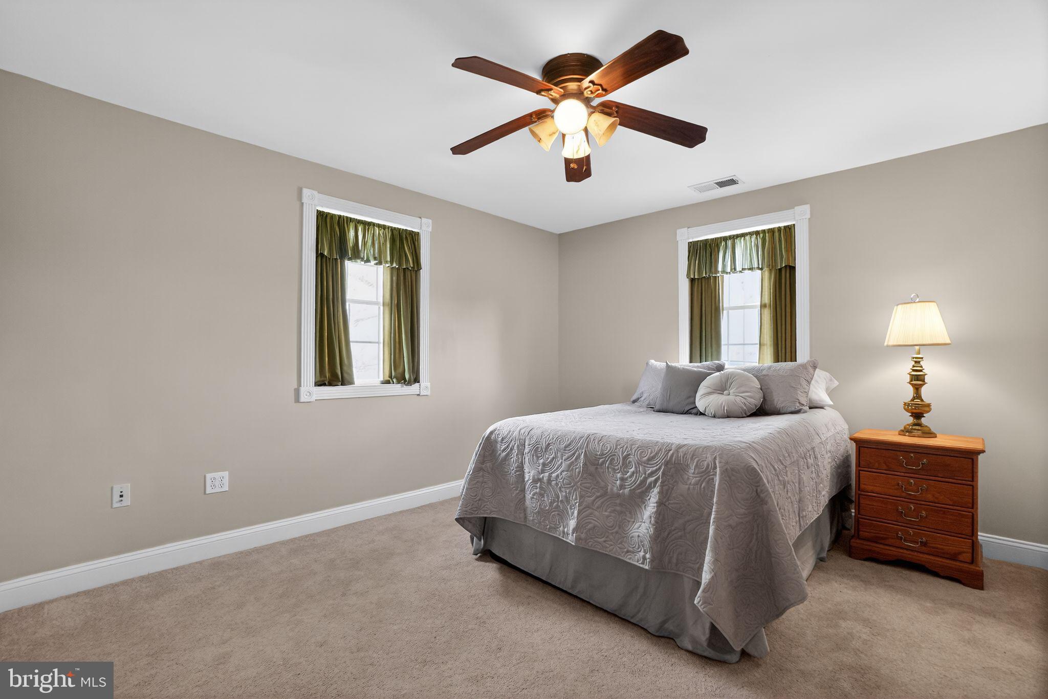 HIGH RIDGE - Residential