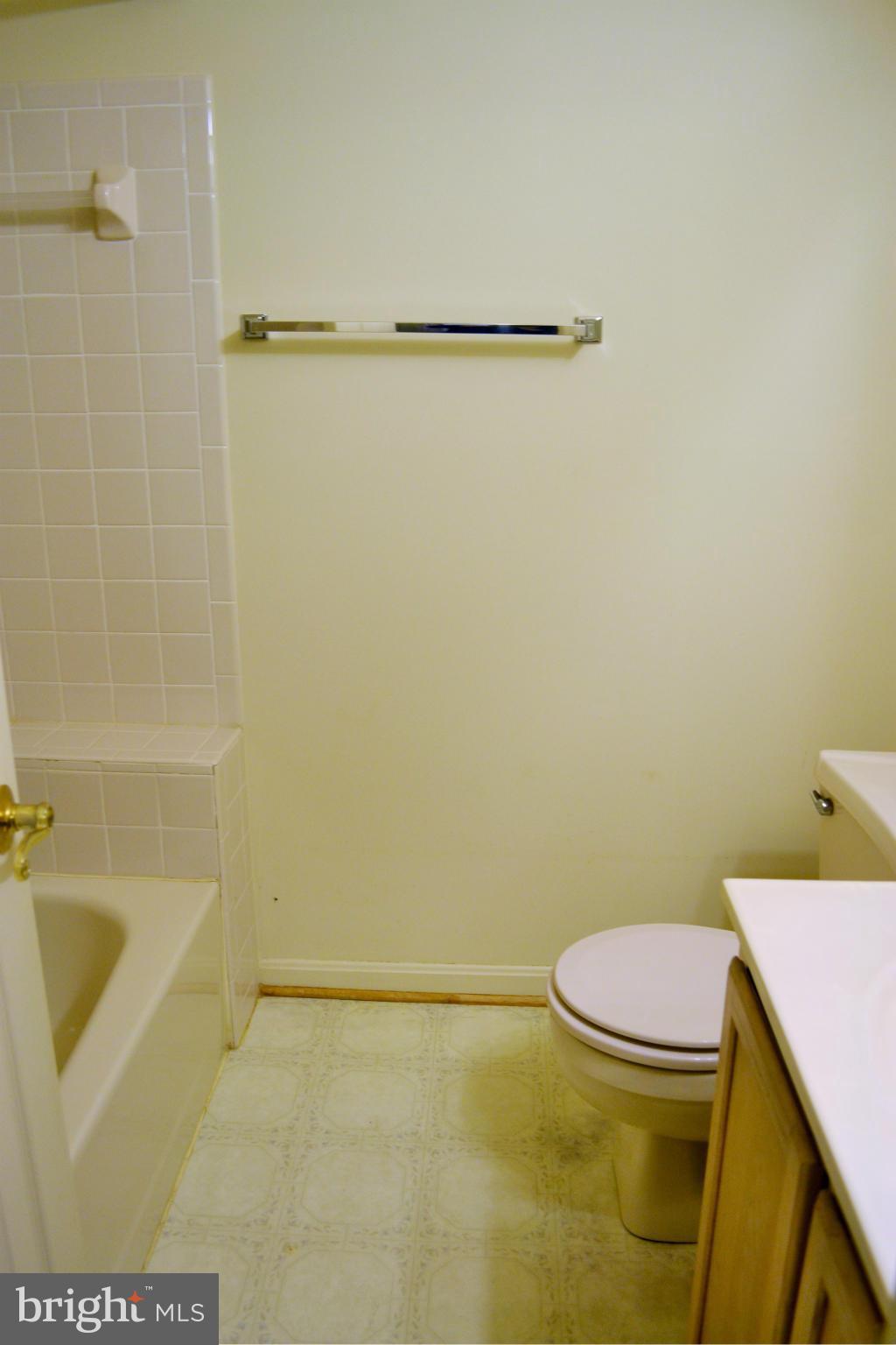 KETTERING OVERLOOK CONDO - Residential