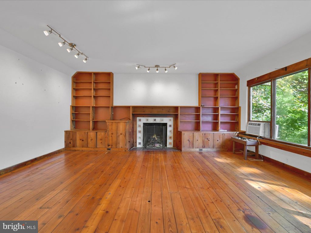 Photo of 307 Moylan Avenue, MEDIA, PA 19063 (MLS # PADE2101180)