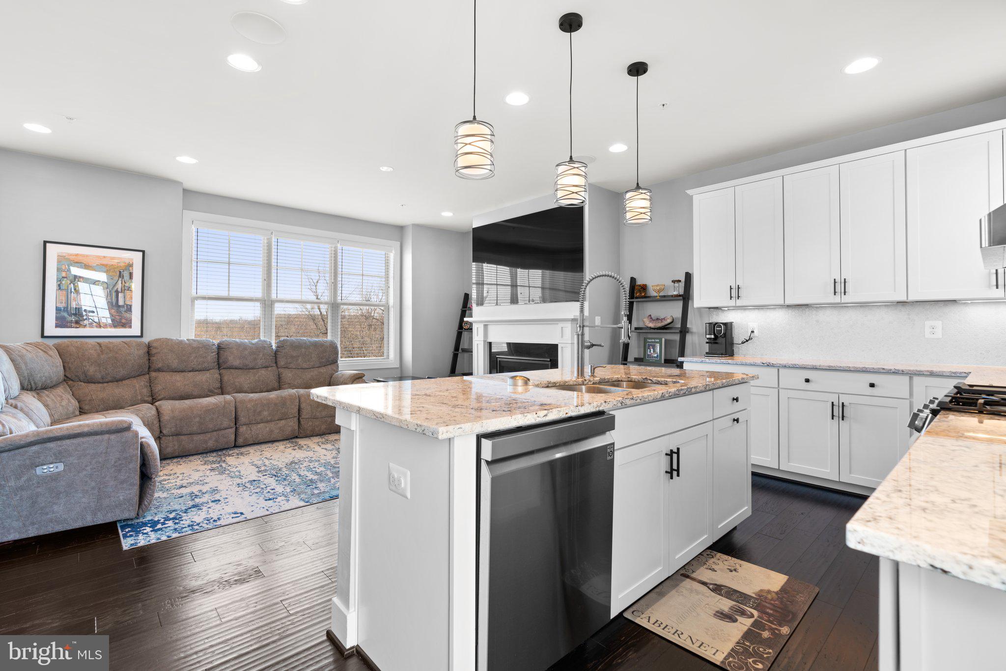 CABIN BRANCH - Residential