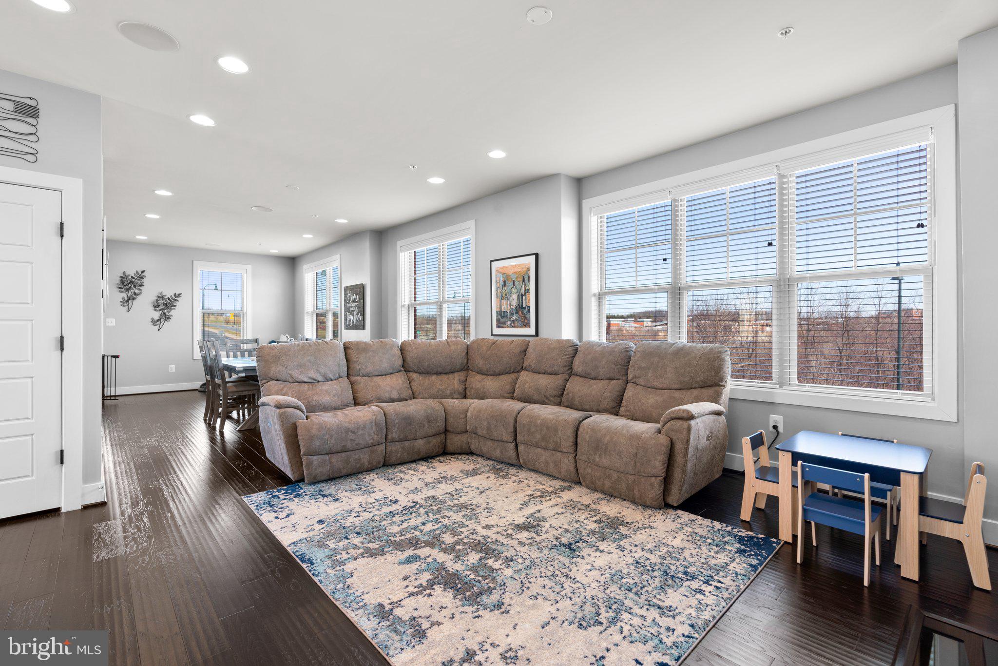 CABIN BRANCH - Residential