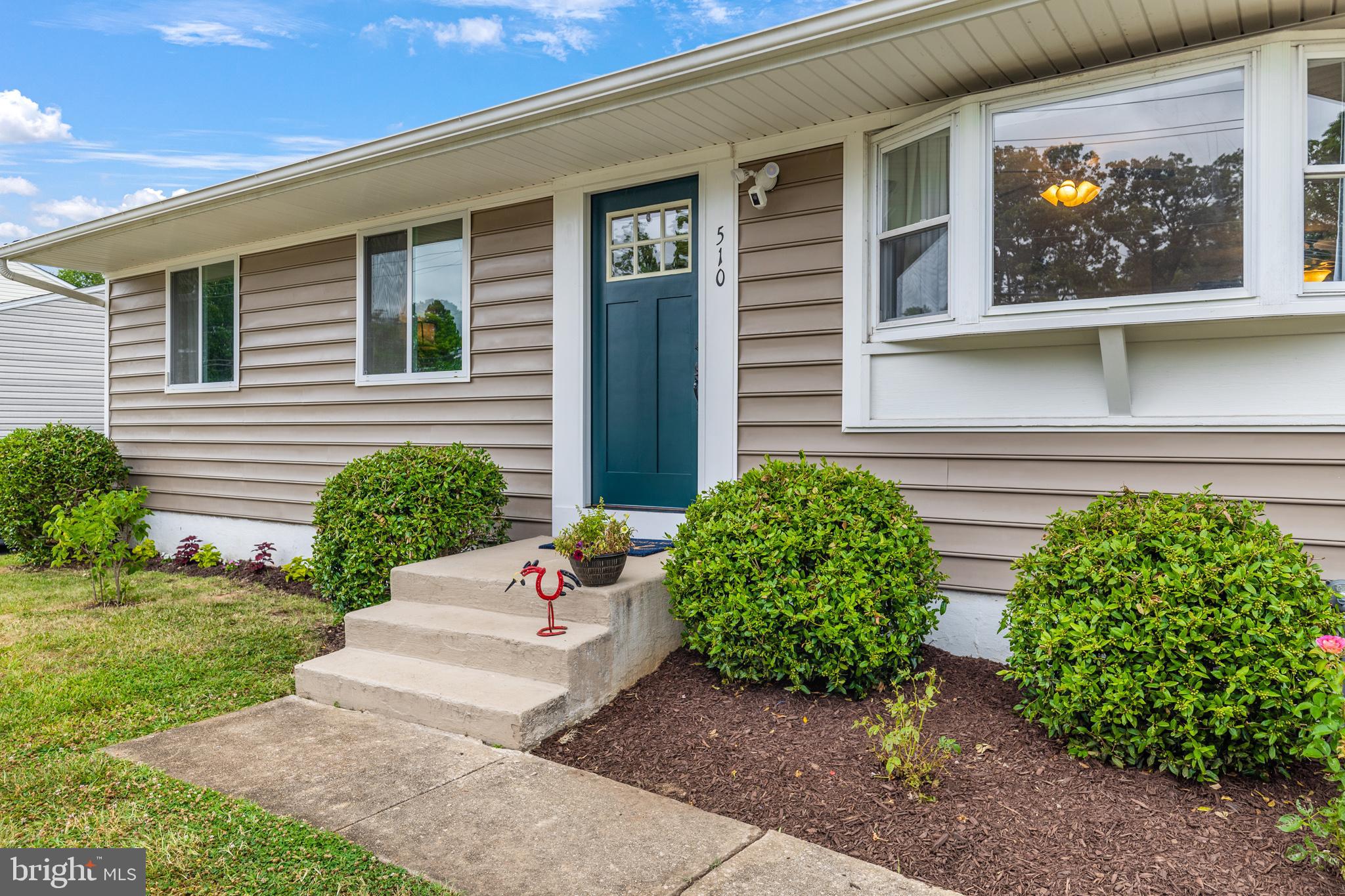 OAKWOOD MANOR - Residential