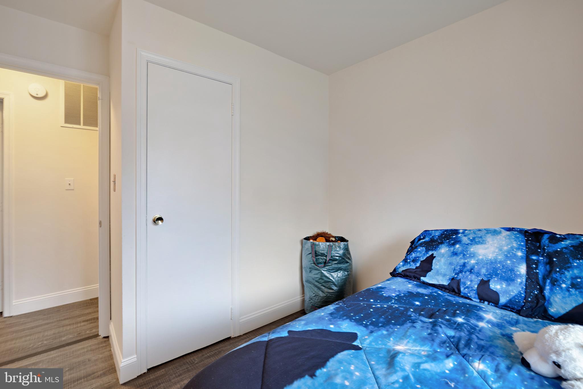 OAKWOOD MANOR - Residential