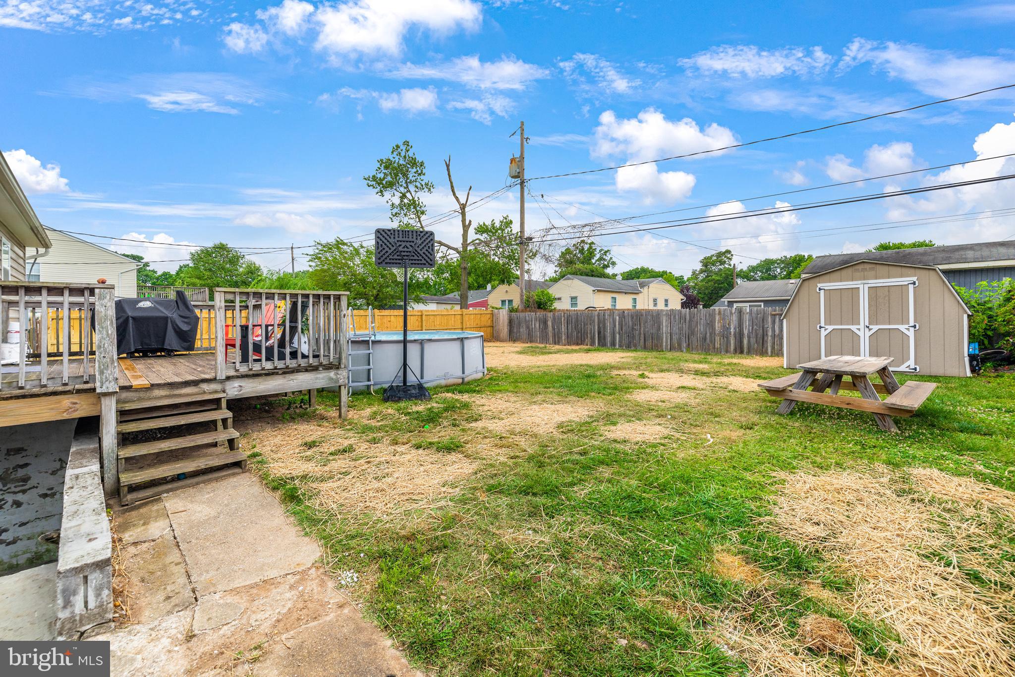 OAKWOOD MANOR - Residential