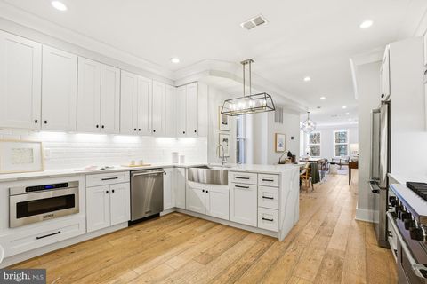 750 13TH STREET SE WASHINGTON DC 20003