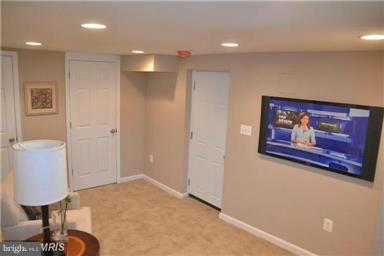 CHAPEL OAKS - Residential