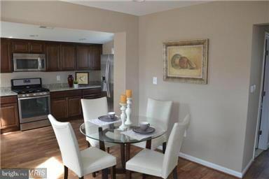 CHAPEL OAKS - Residential