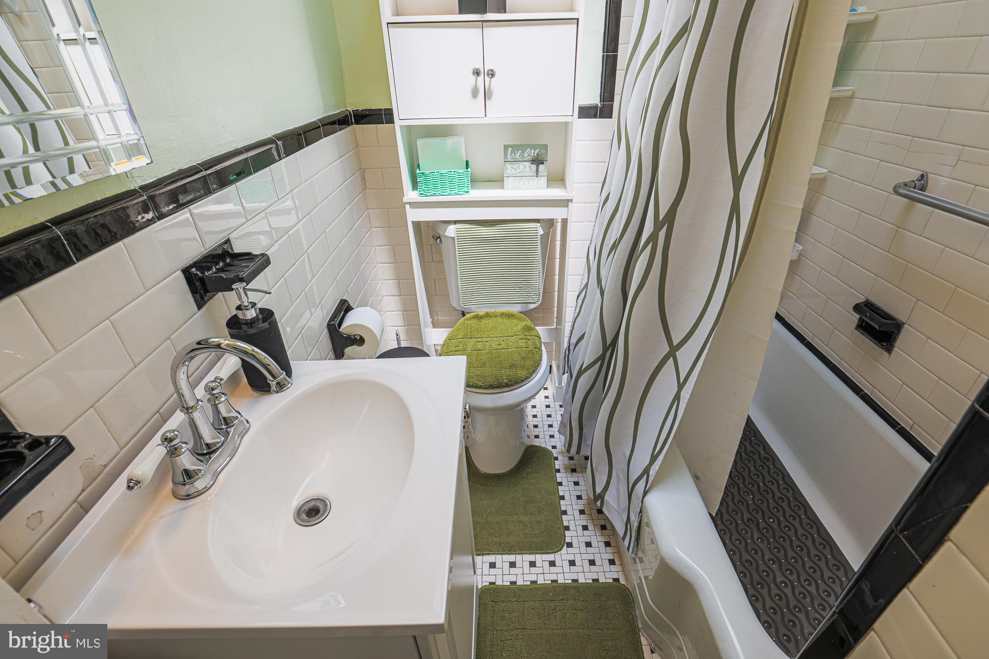 UPLANDS - Residential