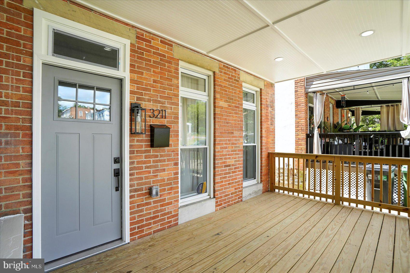 3211 PIEDMONT AVENUE