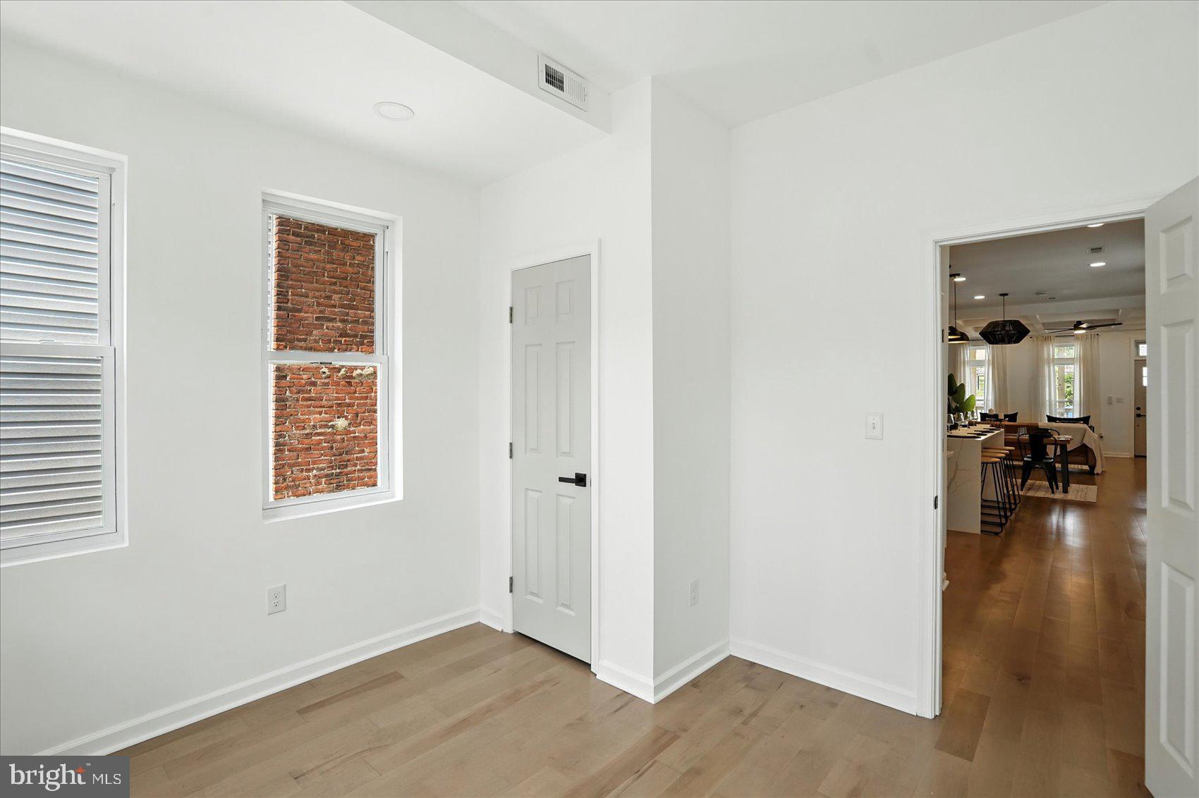 HANLON - Residential