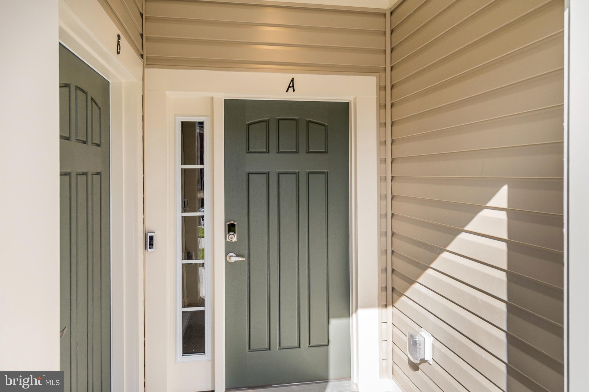 OXFORD SQUARE - Residential Lease