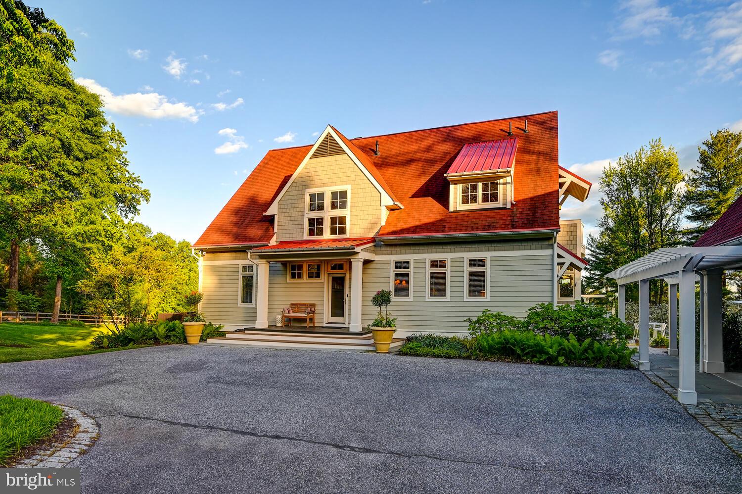 CAMBRIA - Residential